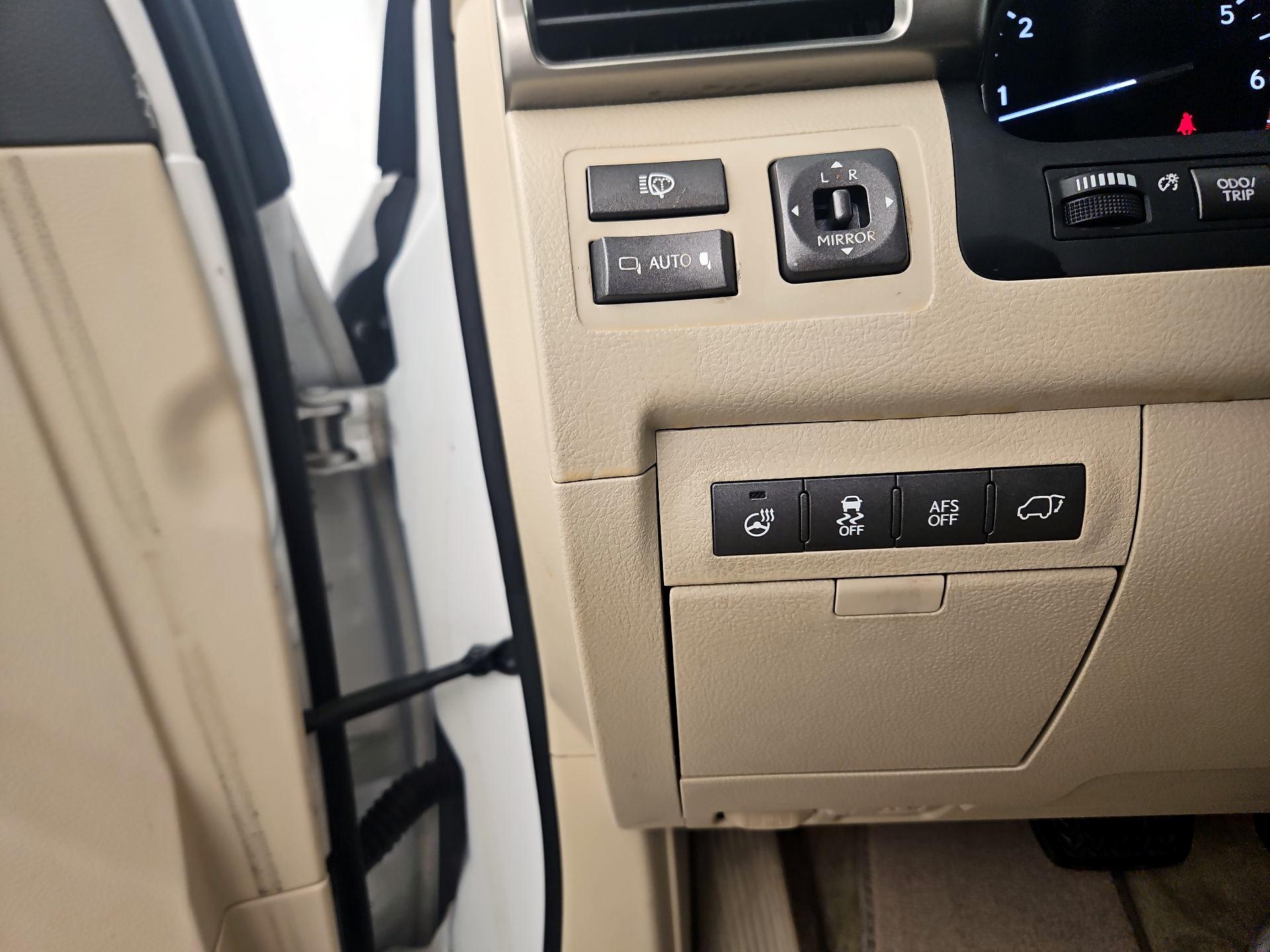 Thumbnail: 2014 Lexus LX - 13