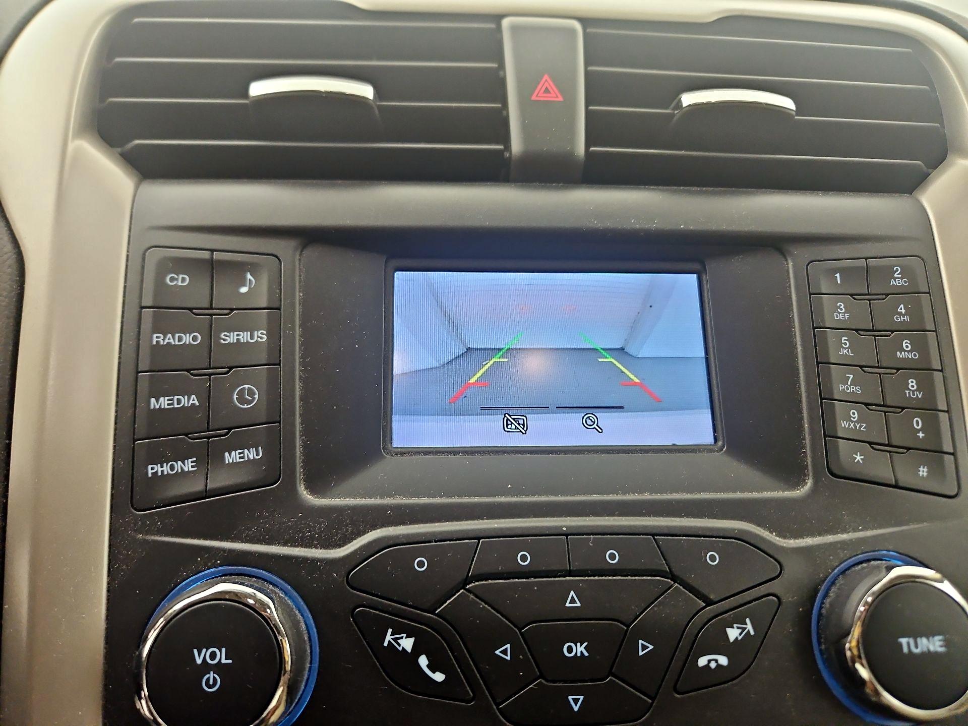 Thumbnail: 2016 Ford Fusion - 13