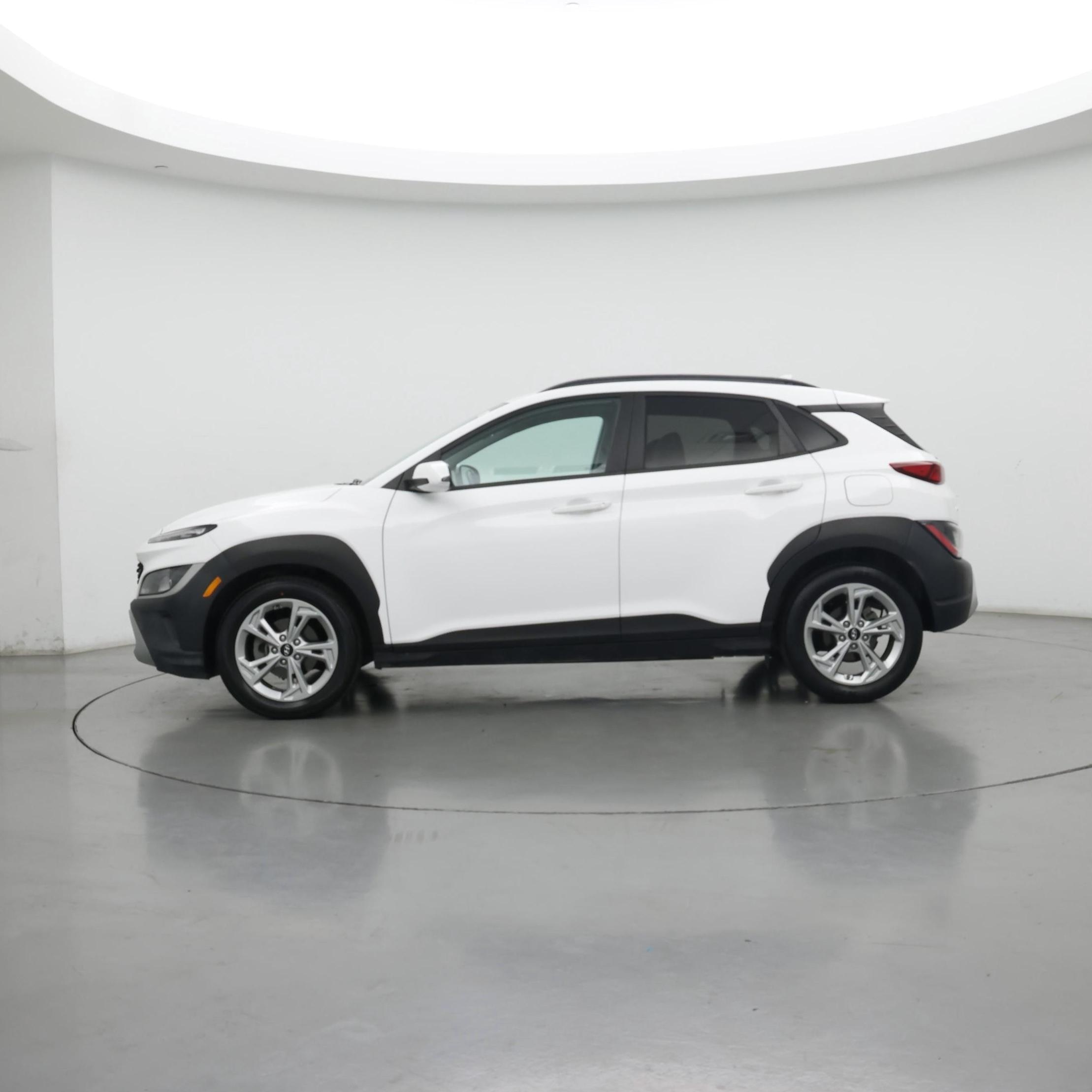 Thumbnail: 2022 Hyundai Kona - 3