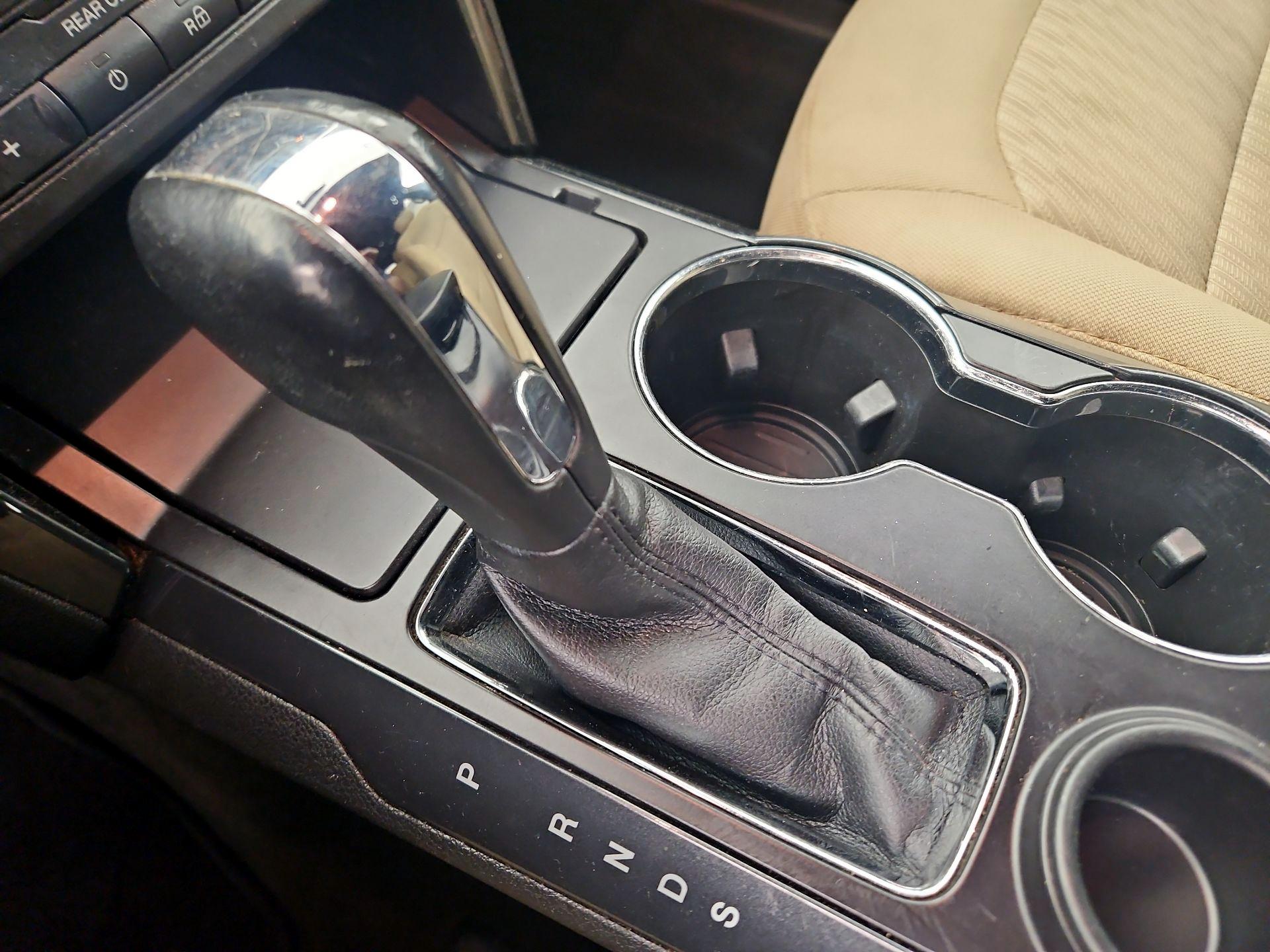 Thumbnail: 2017 Ford Explorer - 17