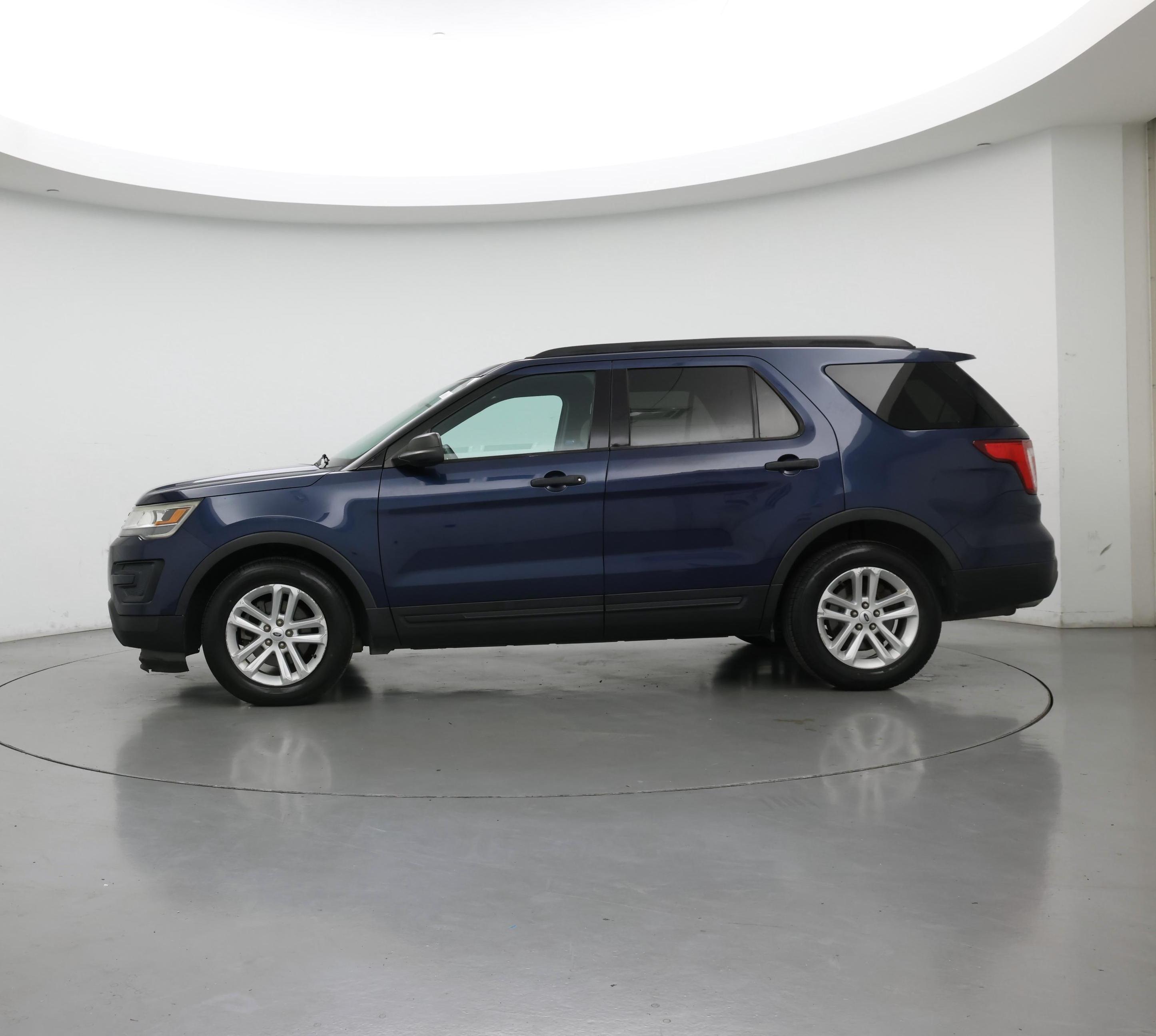 Thumbnail: 2017 Ford Explorer - 3