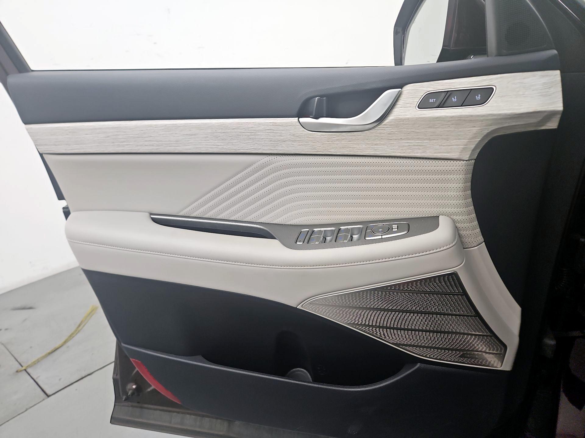 Thumbnail: 2024 Hyundai Palisade - 12