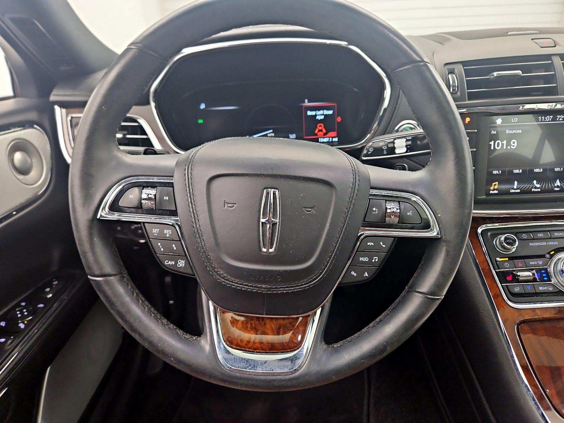 Thumbnail: 2019 Lincoln Continental - 10