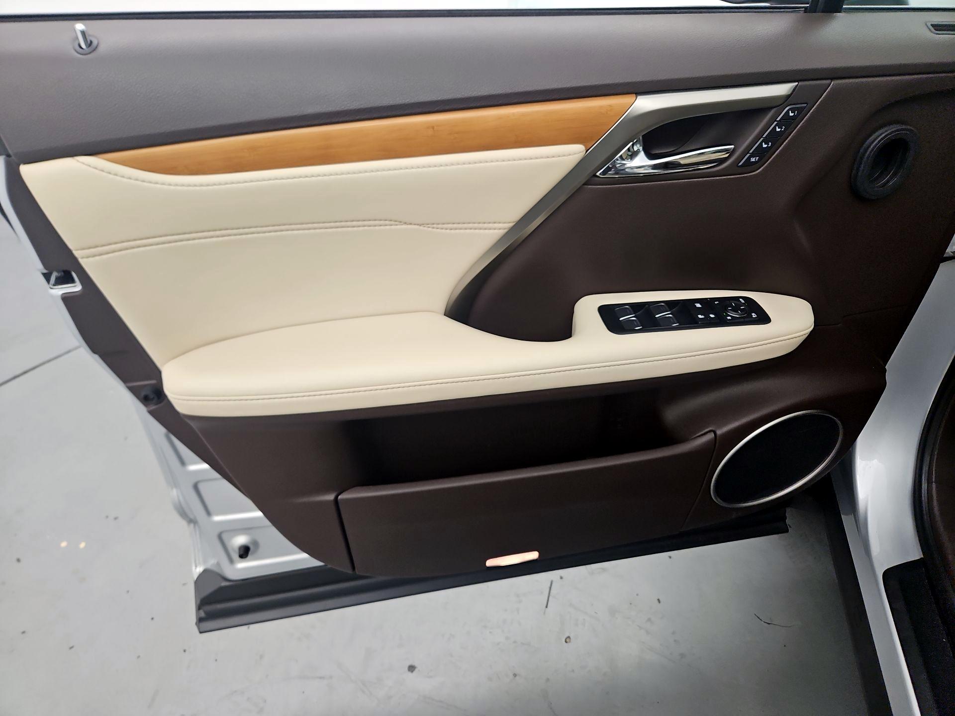 Thumbnail: 2019 Lexus RX - 12