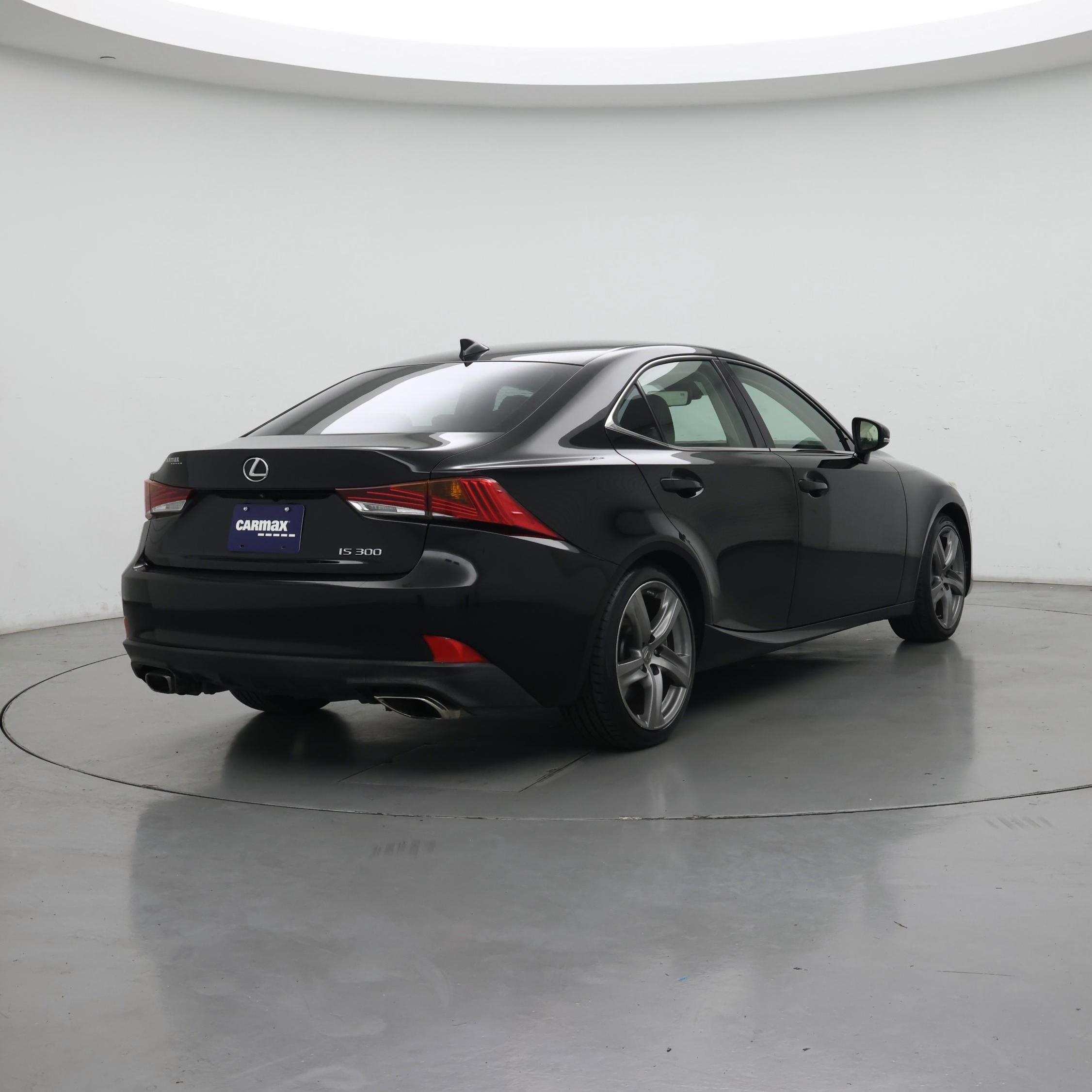 Thumbnail: 2018 Lexus IS - 8