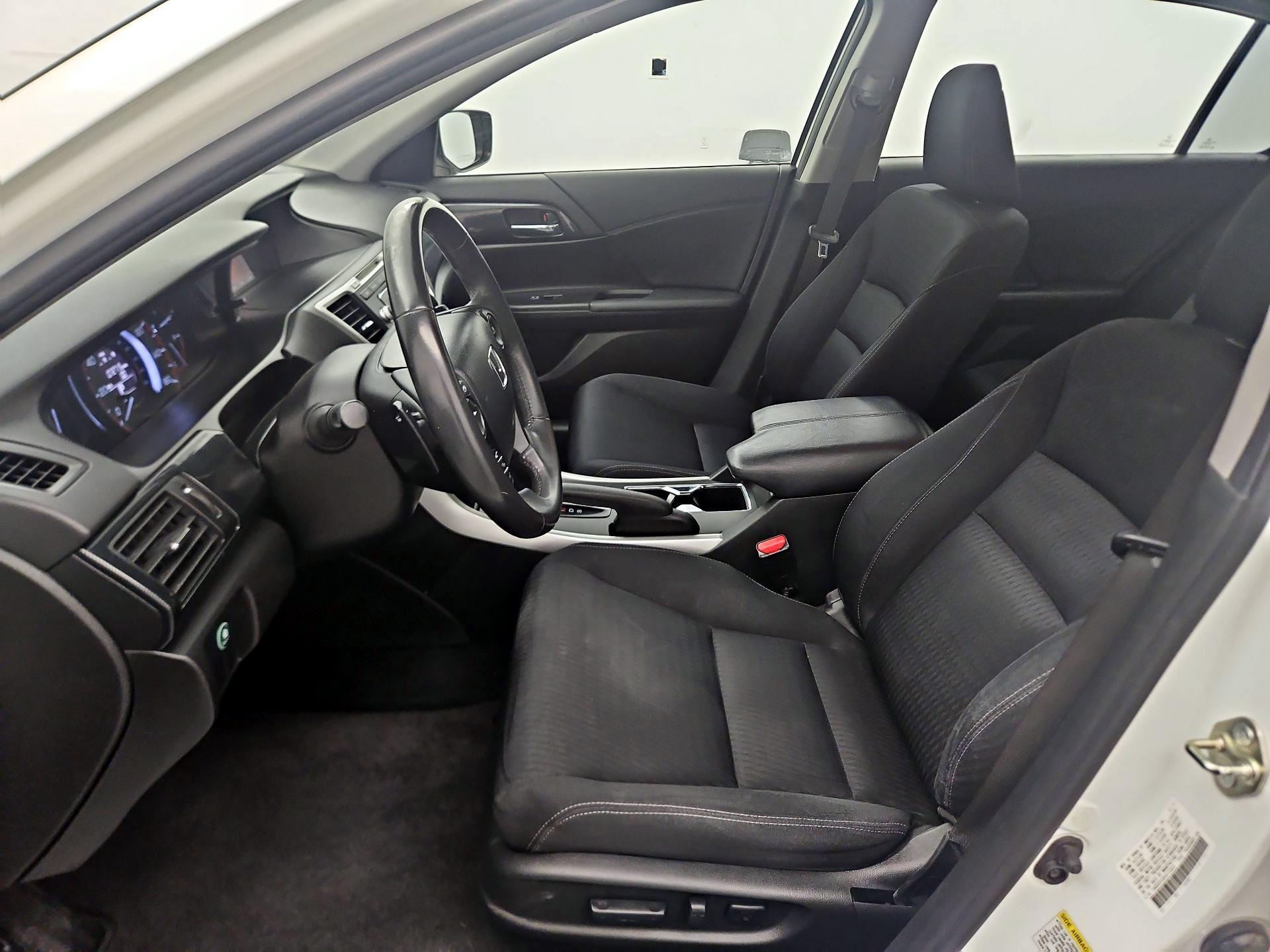 Thumbnail: 2015 Honda Accord - 11
