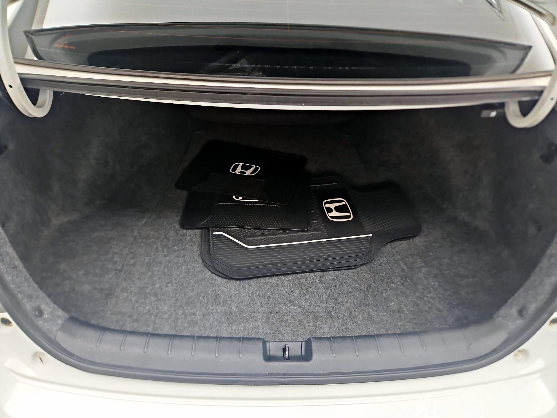 Thumbnail: 2015 Honda Accord - 20