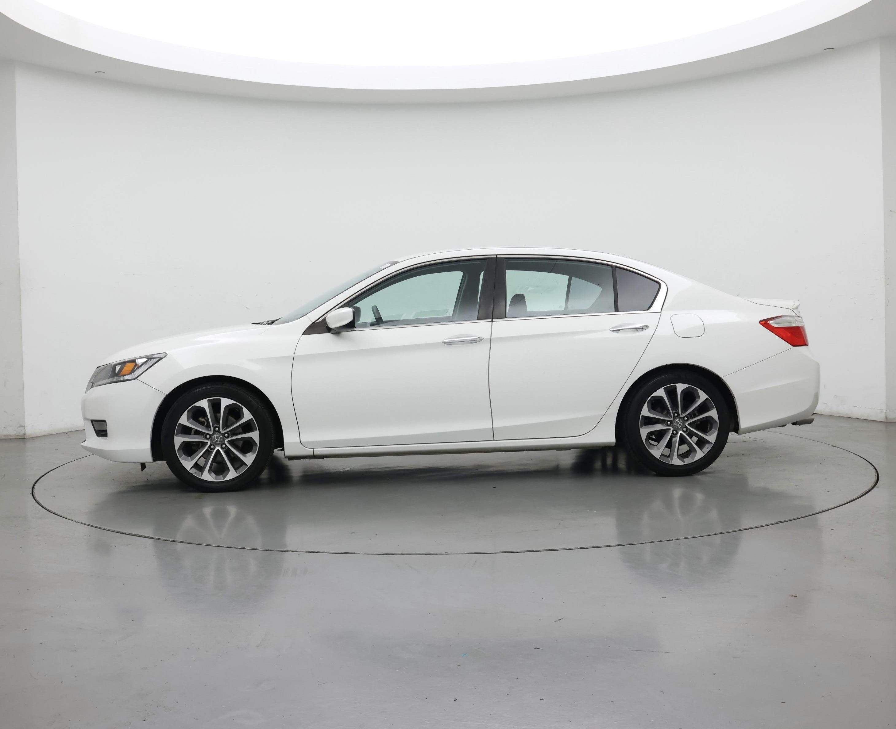 Thumbnail: 2015 Honda Accord - 3