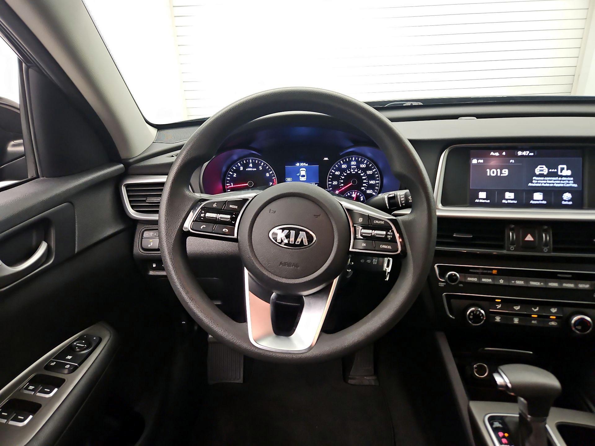 Thumbnail: 2019 Kia Optima - 10