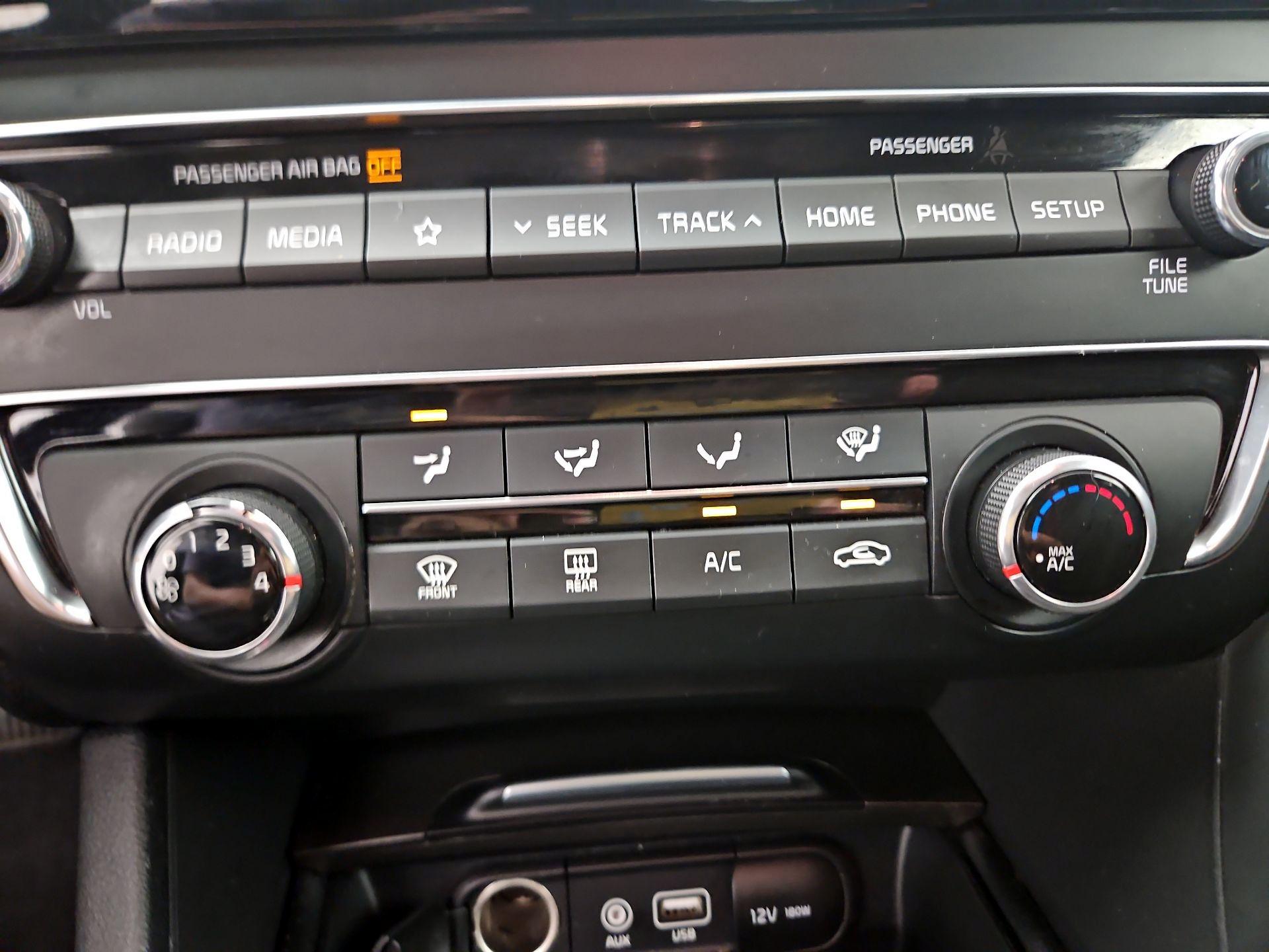 Thumbnail: 2019 Kia Optima - 16