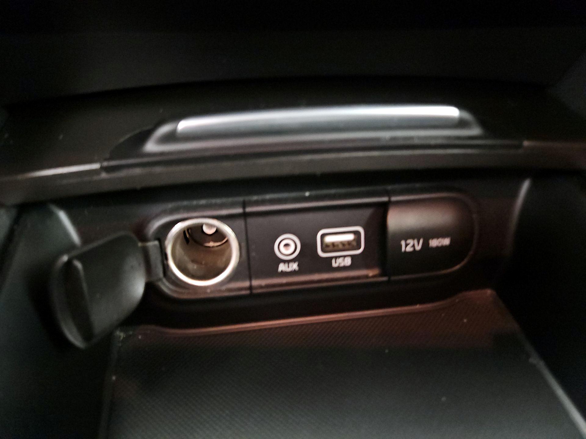 Thumbnail: 2019 Kia Optima - 18