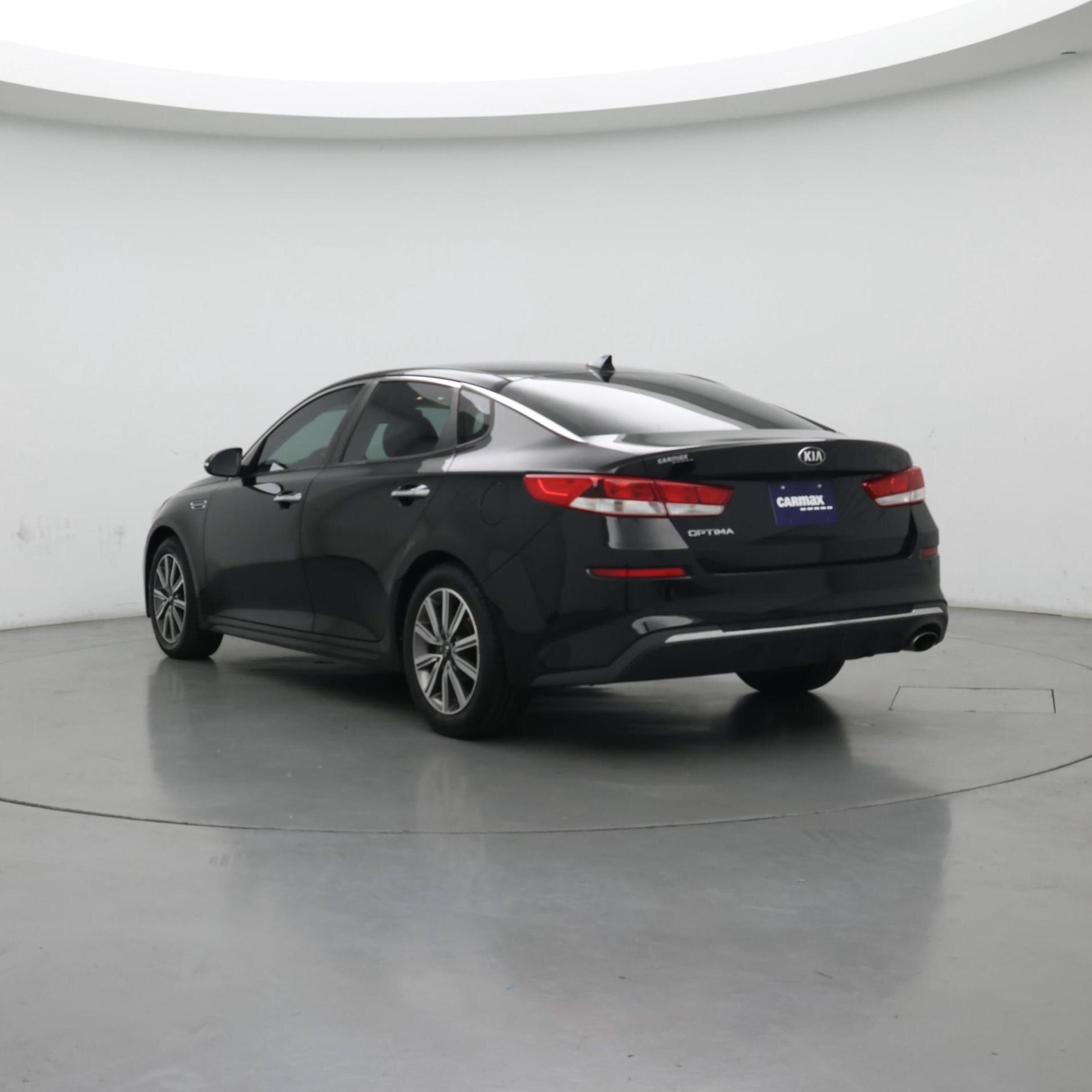 Thumbnail: 2019 Kia Optima - 2