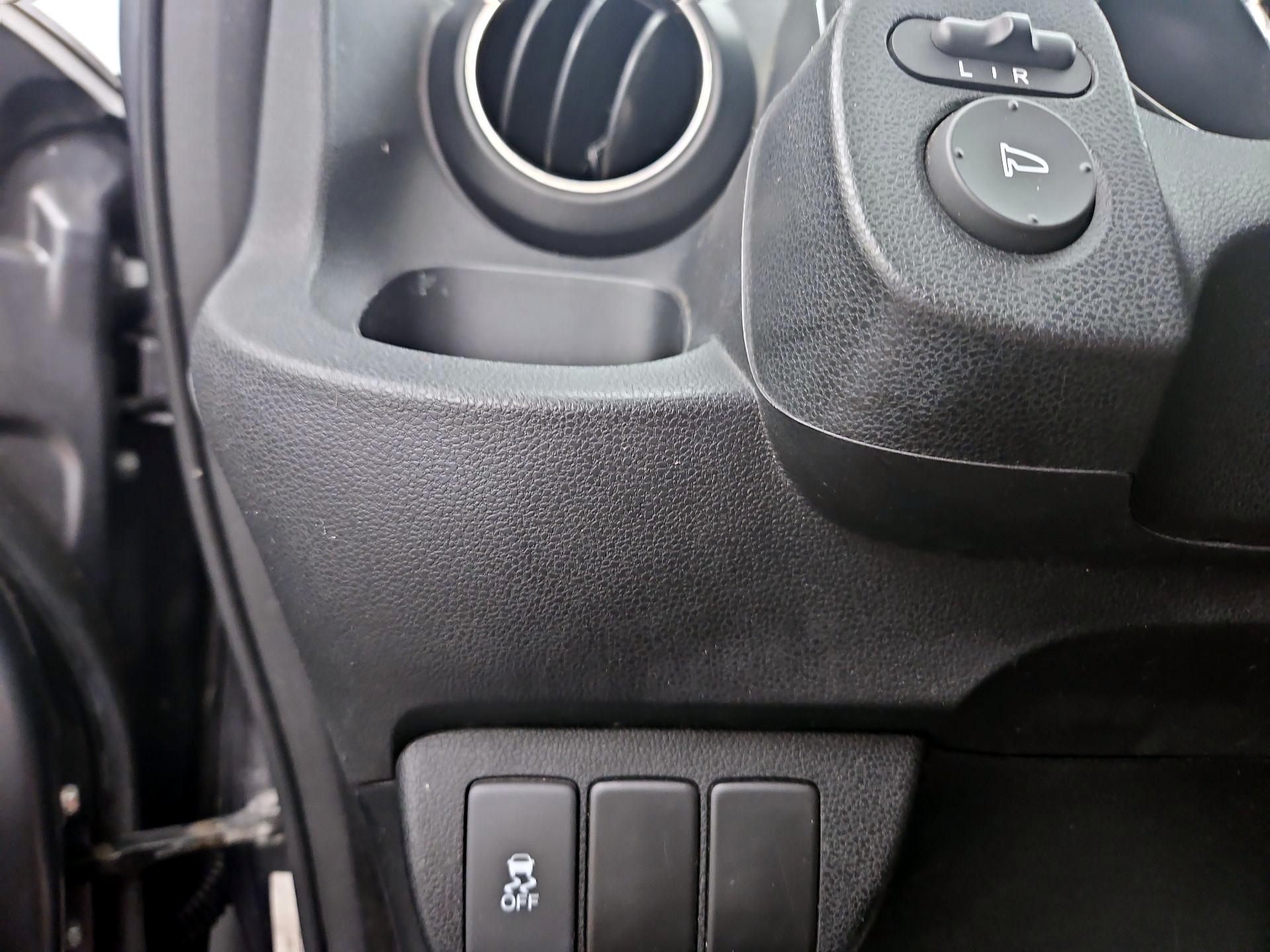 Thumbnail: 2013 Honda Fit - 13