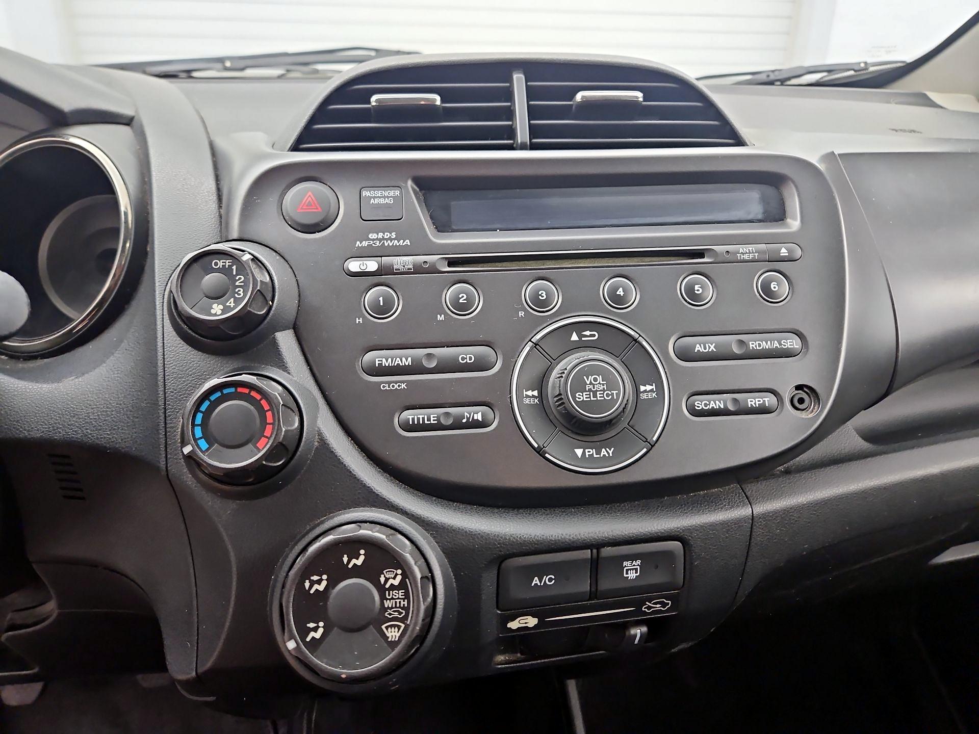 Thumbnail: 2013 Honda Fit - 14