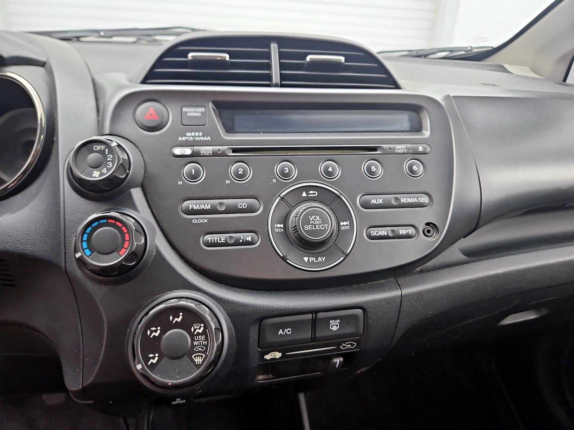 Thumbnail: 2013 Honda Fit - 15
