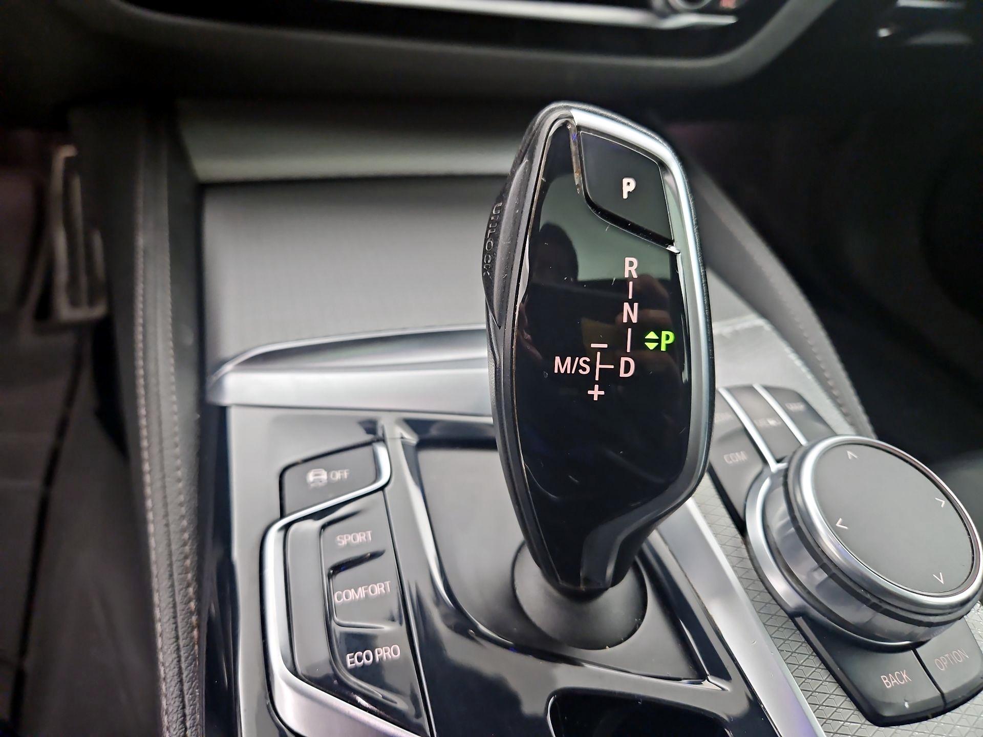 Thumbnail: 2018 BMW 5 Series - 18