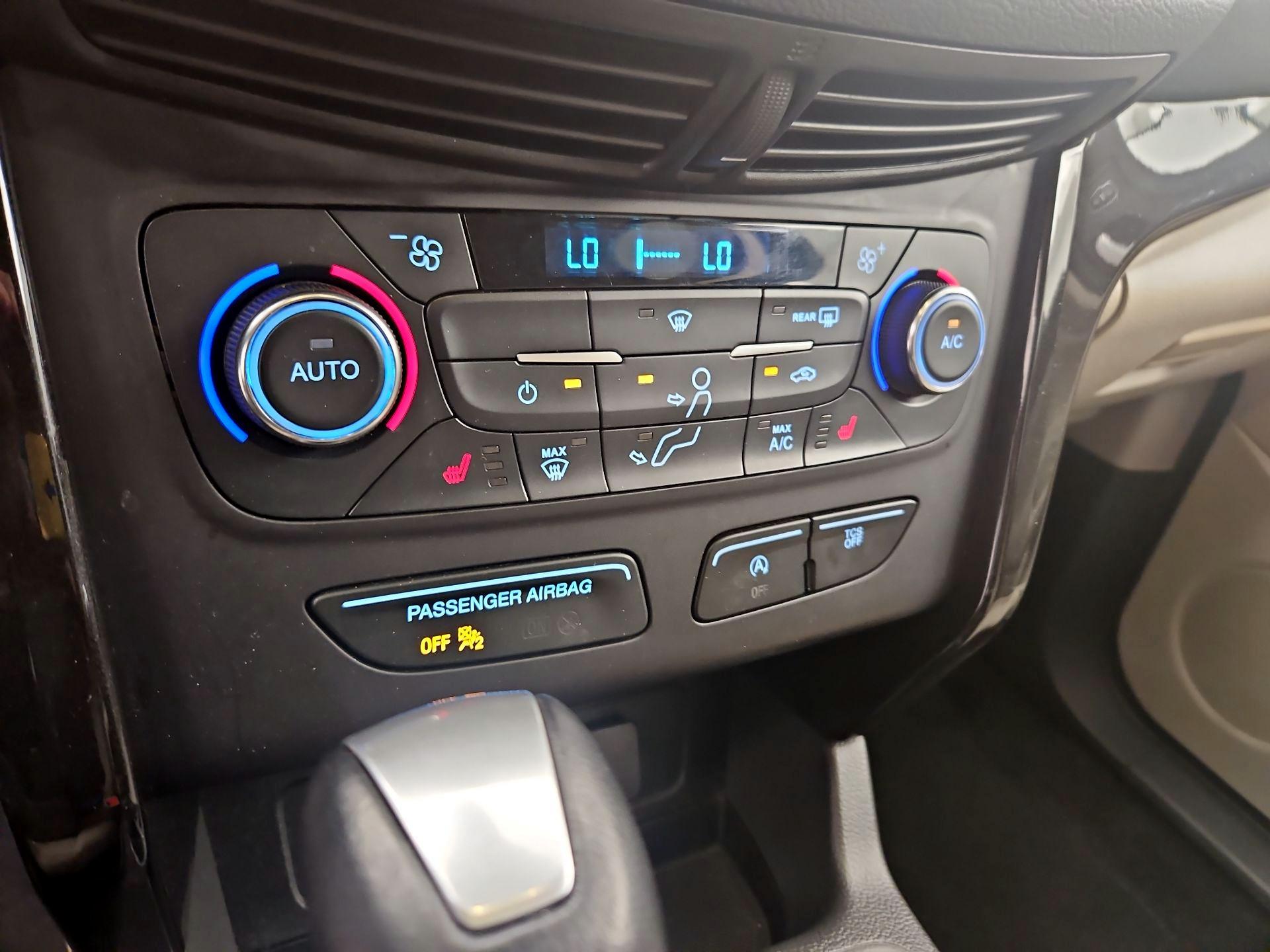 Thumbnail: 2017 Ford Escape - 15