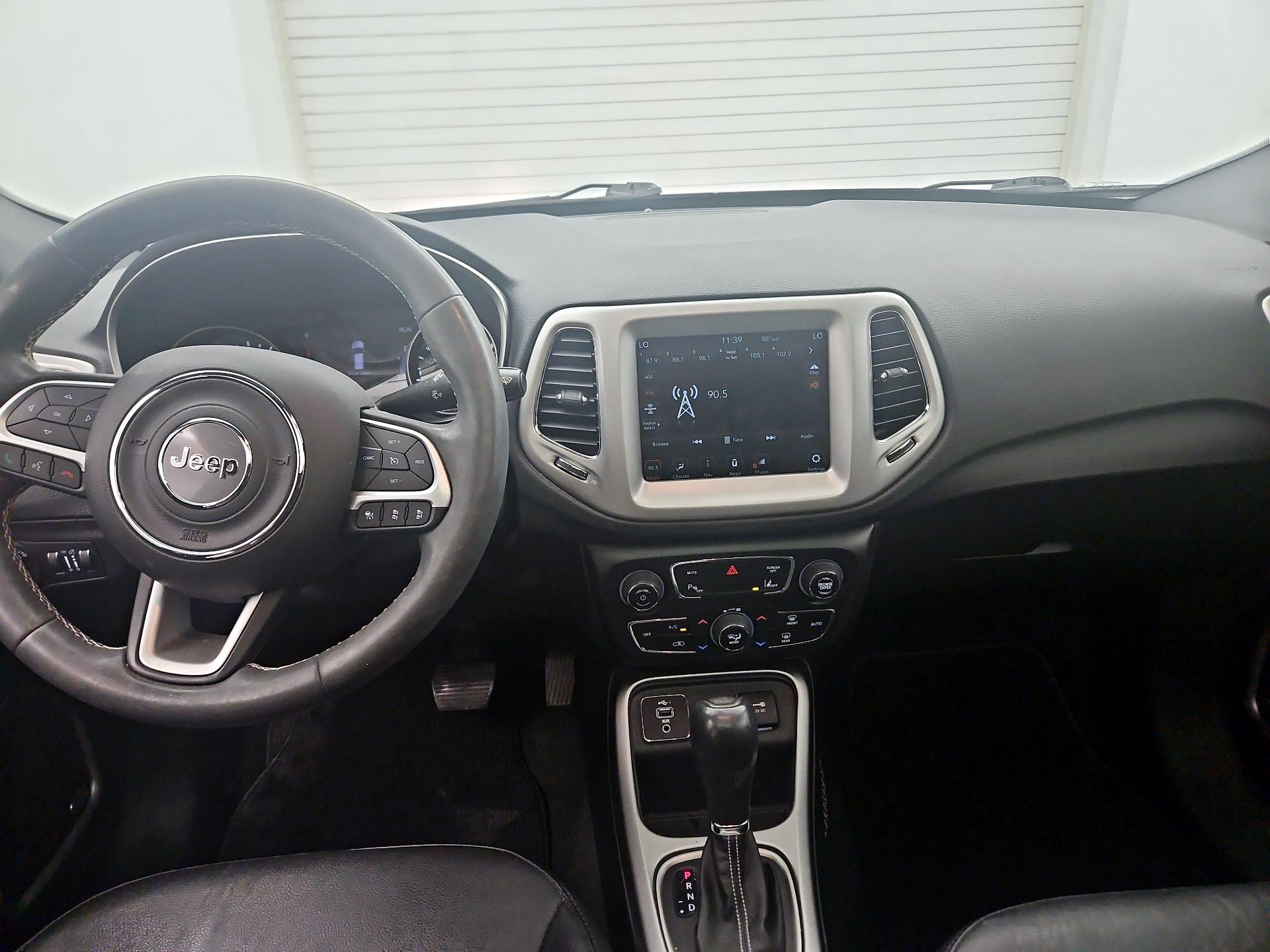 Thumbnail: 2021 Jeep Compass - 9