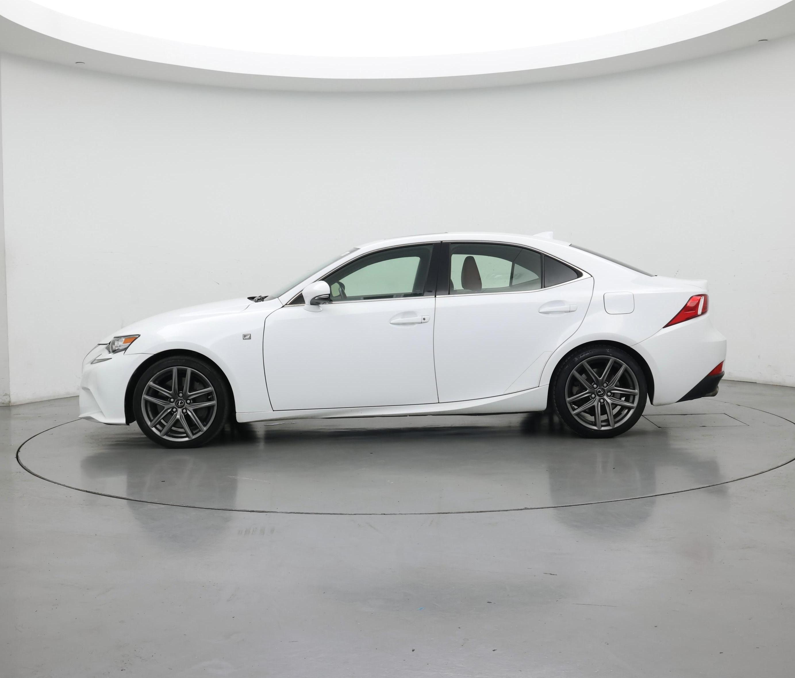 Thumbnail: 2016 Lexus IS - 3