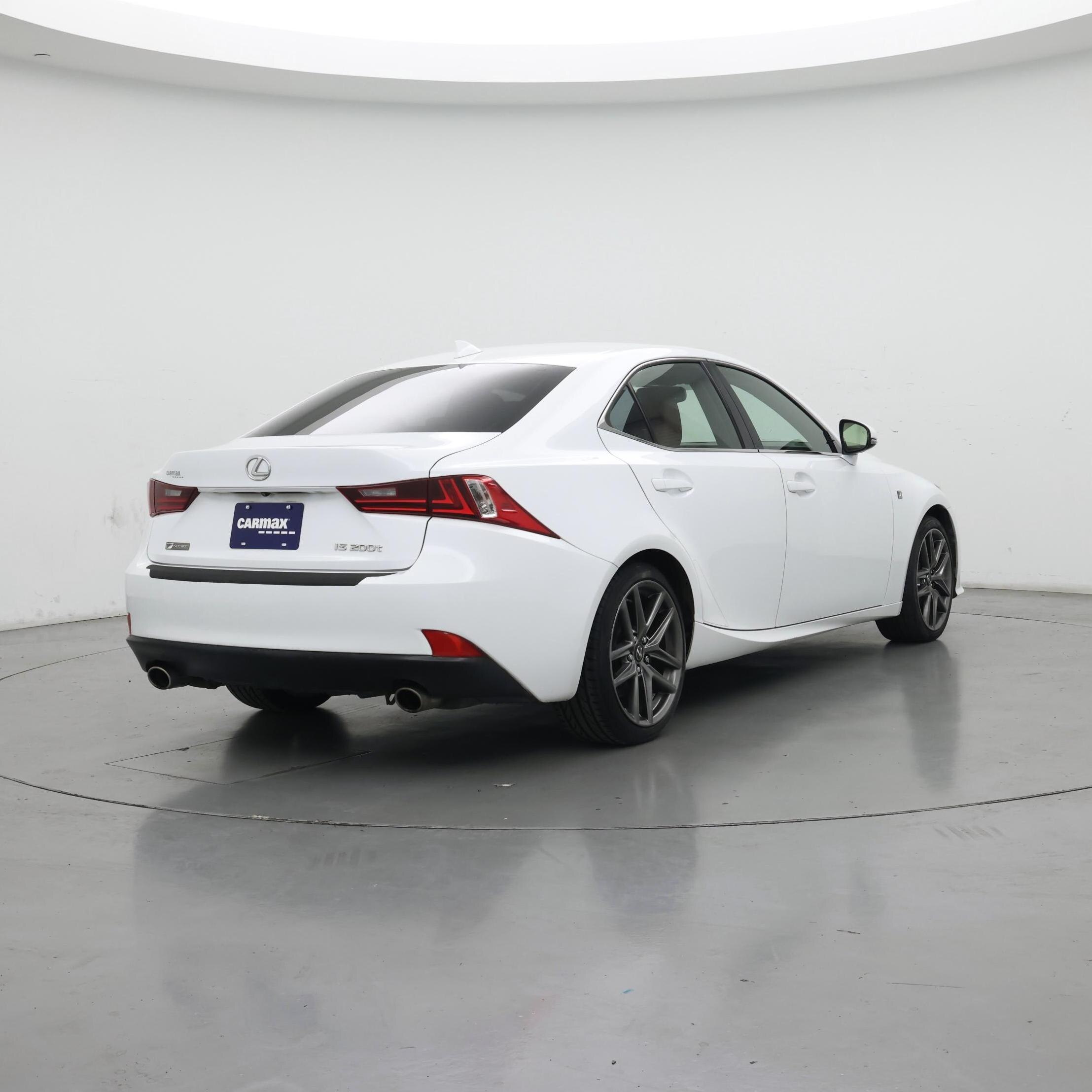 Thumbnail: 2016 Lexus IS - 8