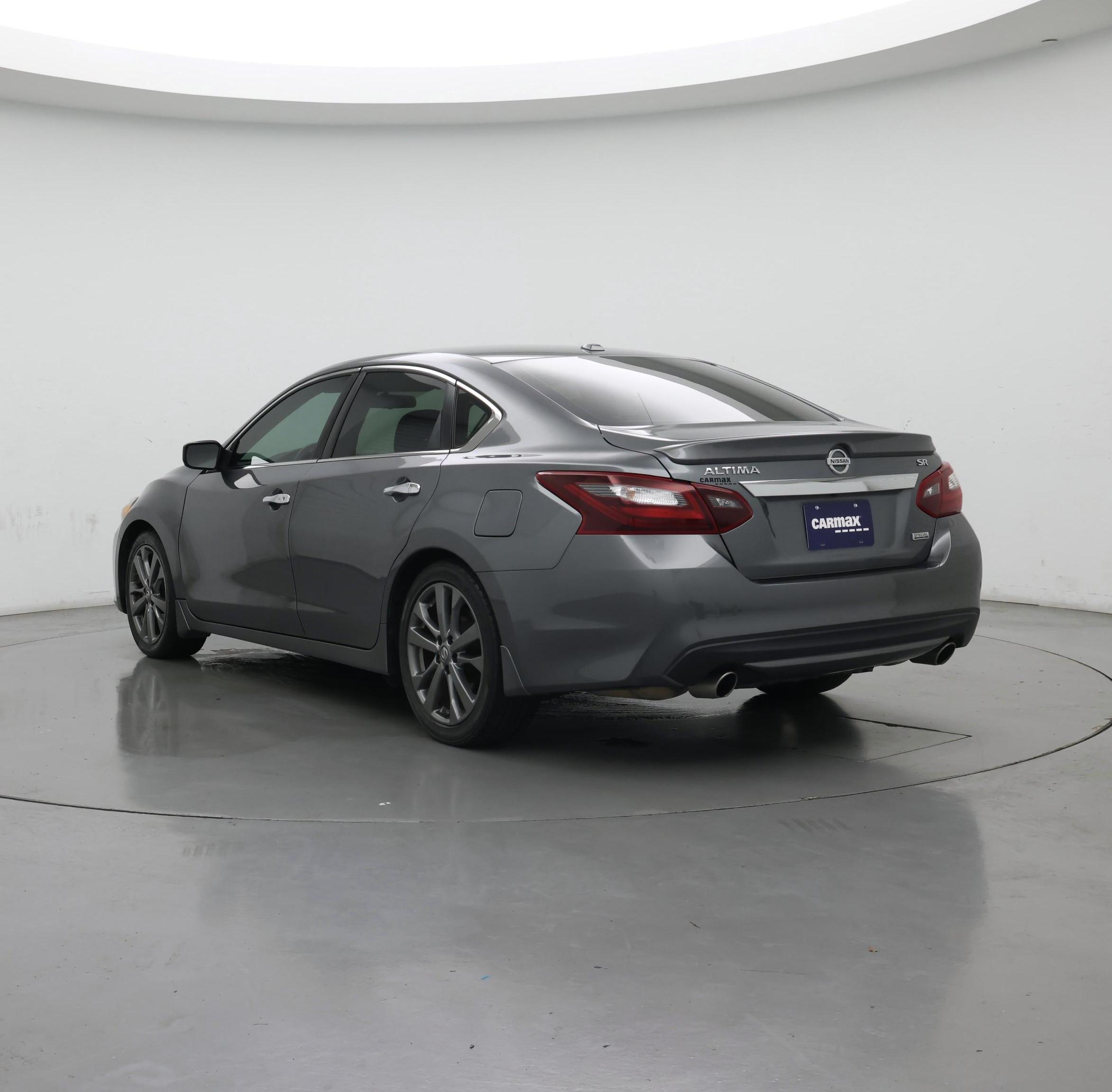 Thumbnail: 2018 Nissan Altima - 2