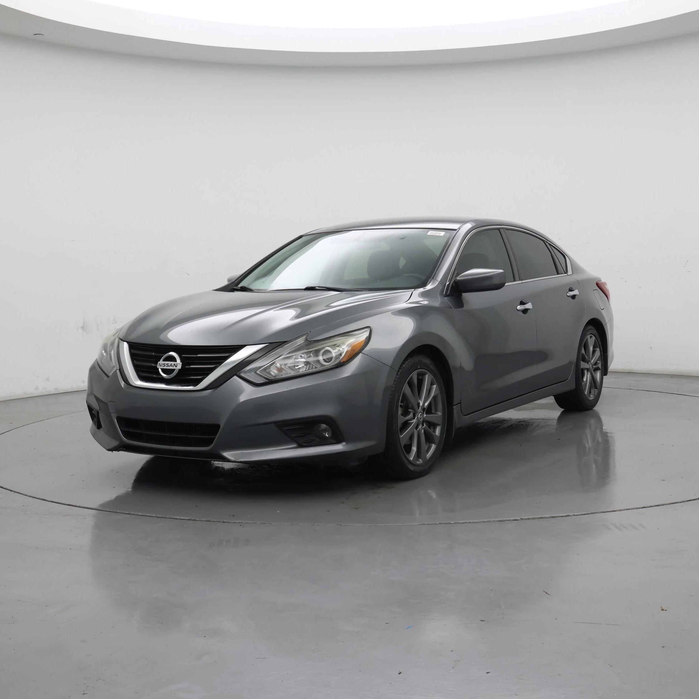 Thumbnail: 2018 Nissan Altima - 4