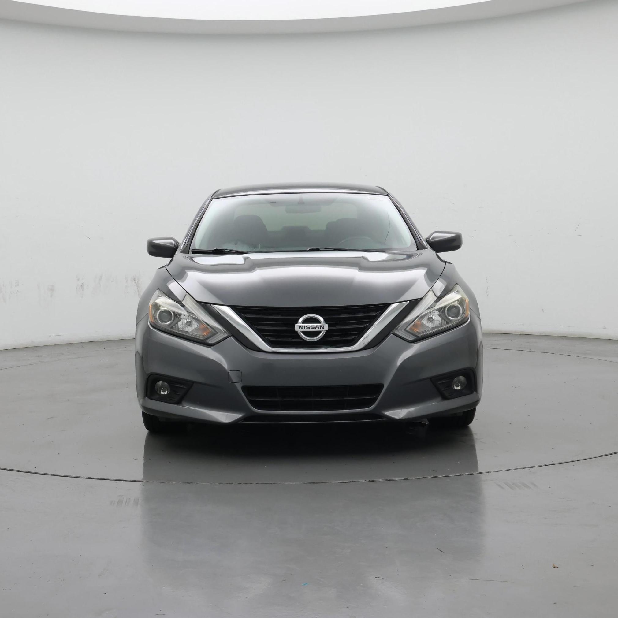 Thumbnail: 2018 Nissan Altima - 5