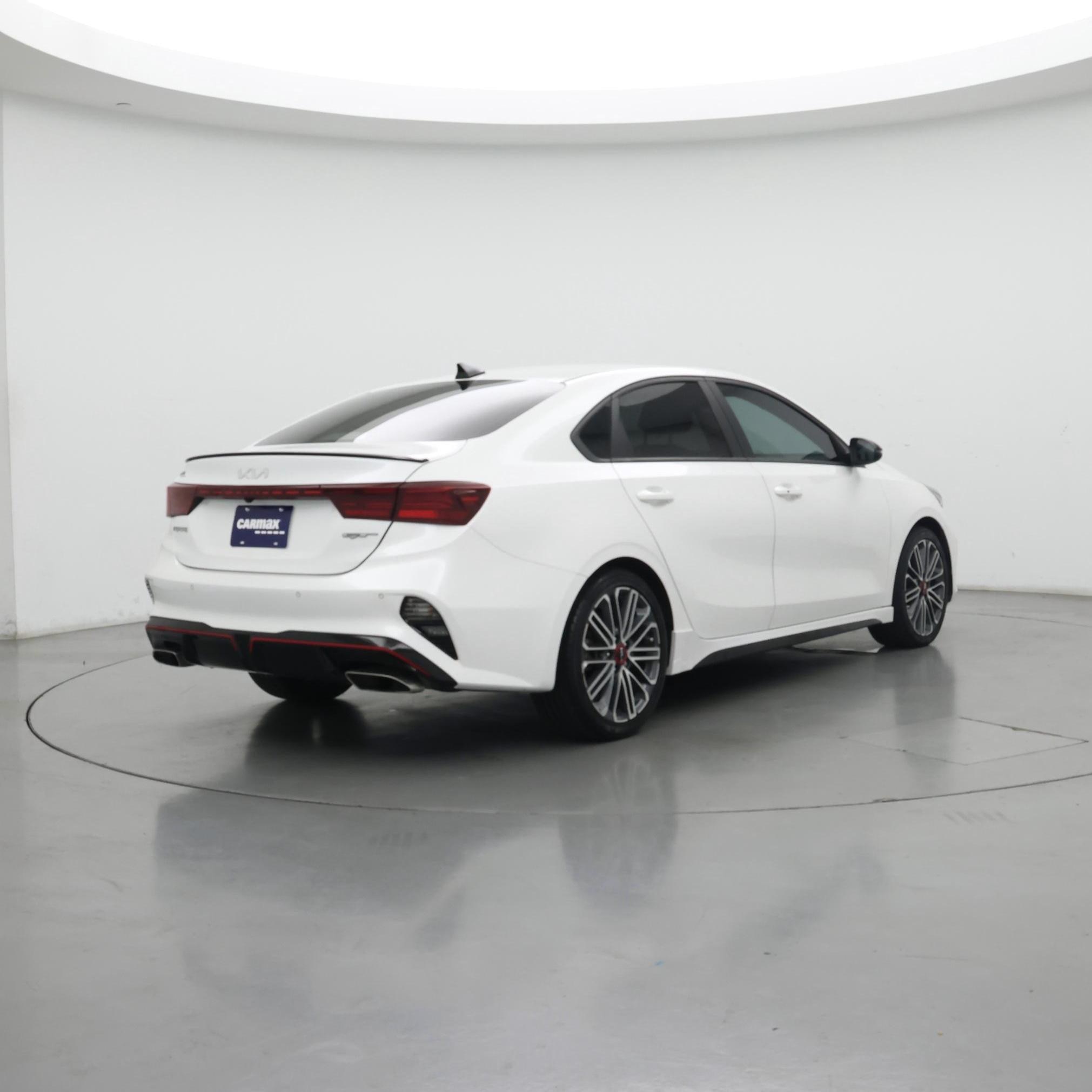 Thumbnail: 2023 Kia Forte - 8