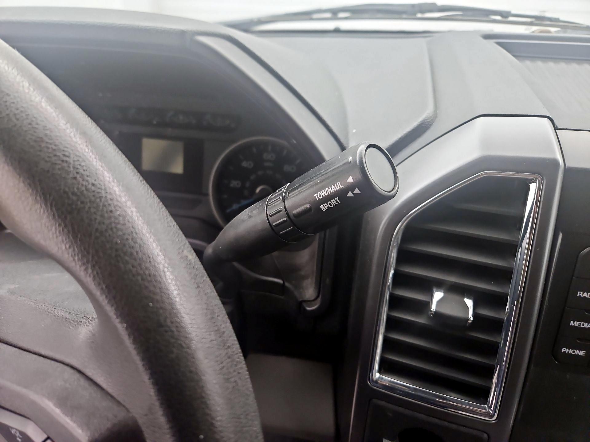 Thumbnail: 2016 Ford F-150 - 16