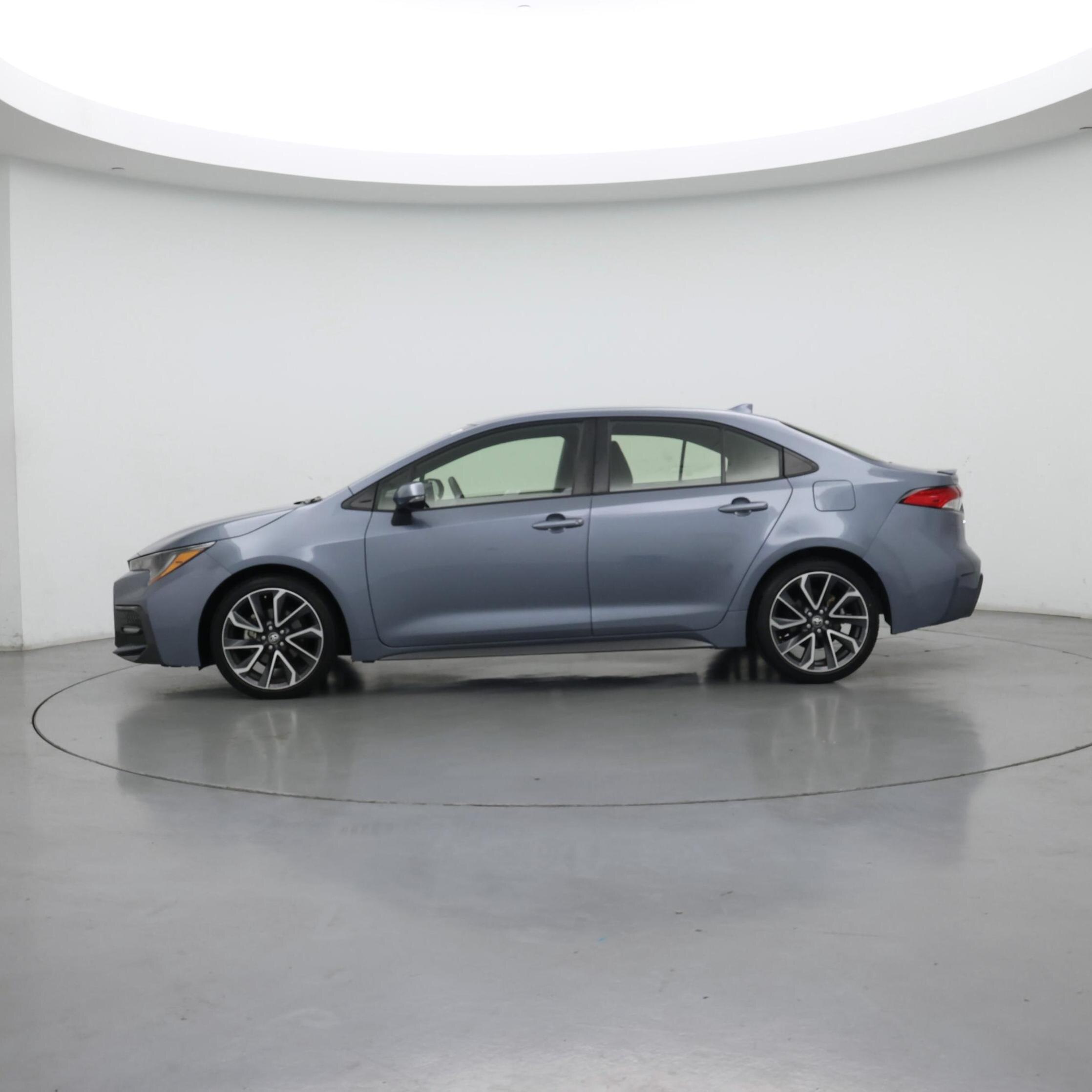 Thumbnail: 2022 Toyota Corolla - 3