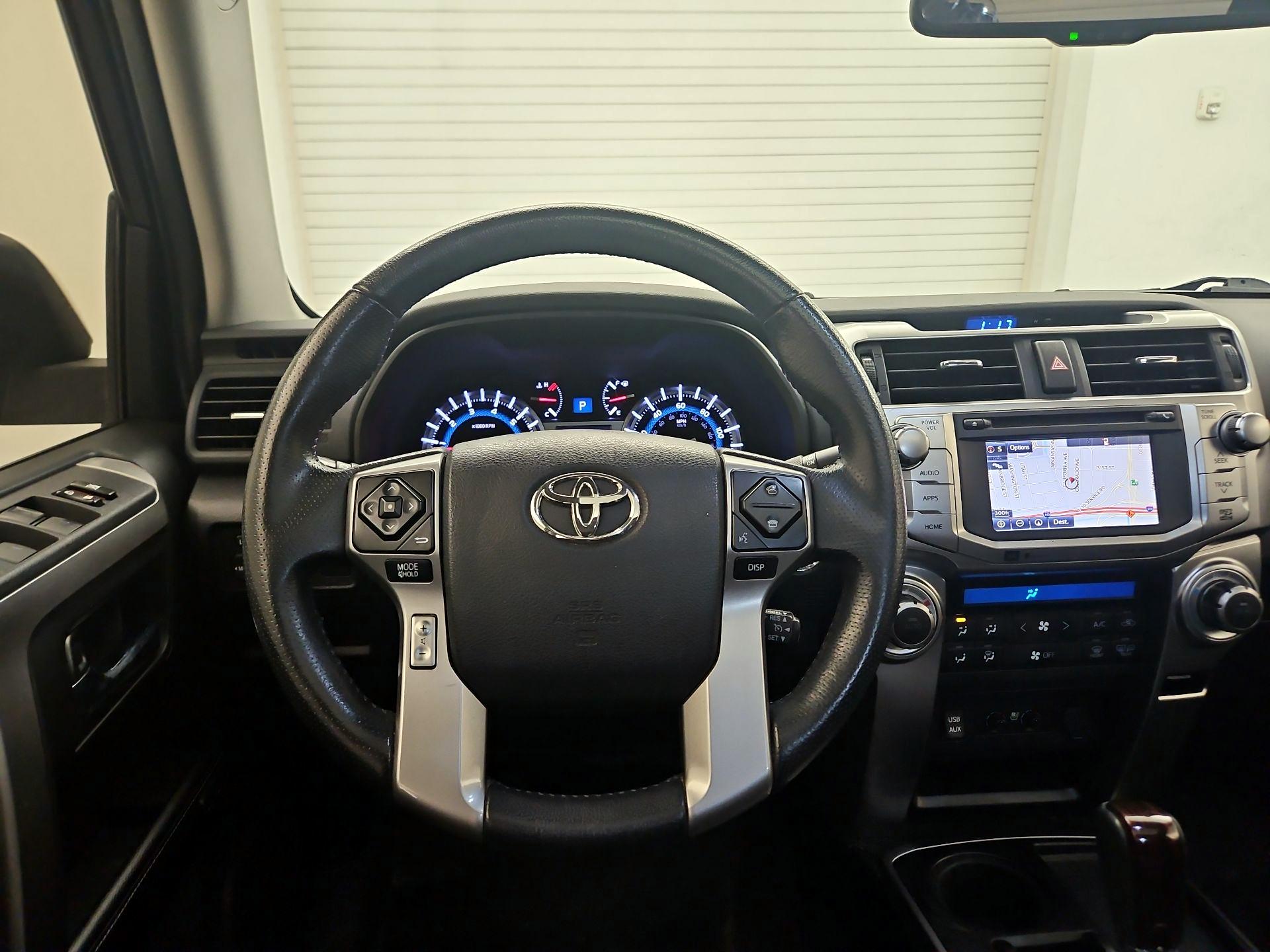 Thumbnail: 2016 Toyota 4Runner - 10
