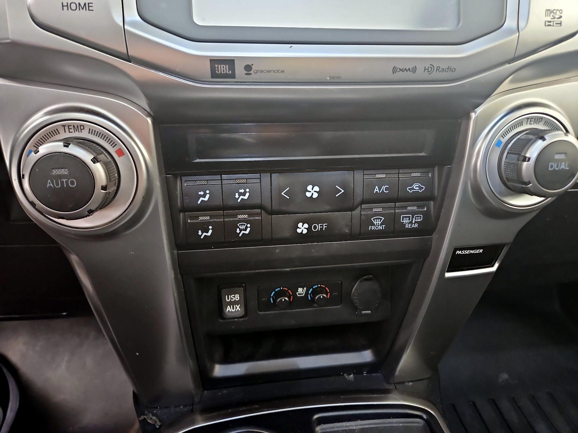 Thumbnail: 2016 Toyota 4Runner - 17