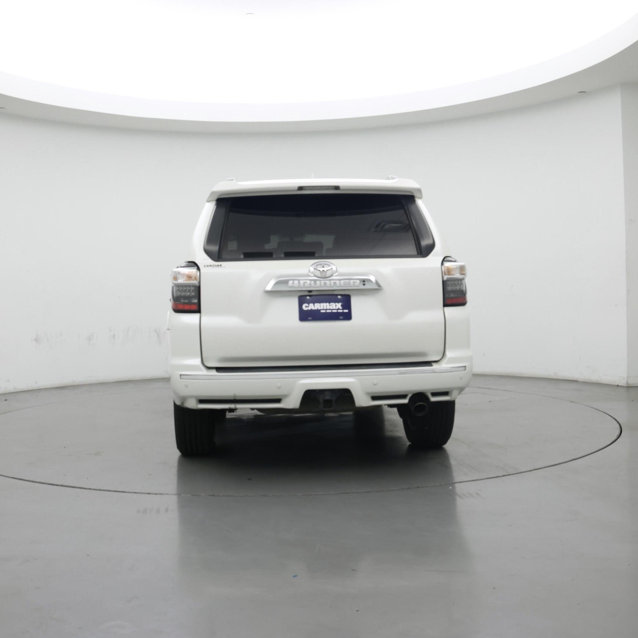 Thumbnail: 2016 Toyota 4Runner - 6