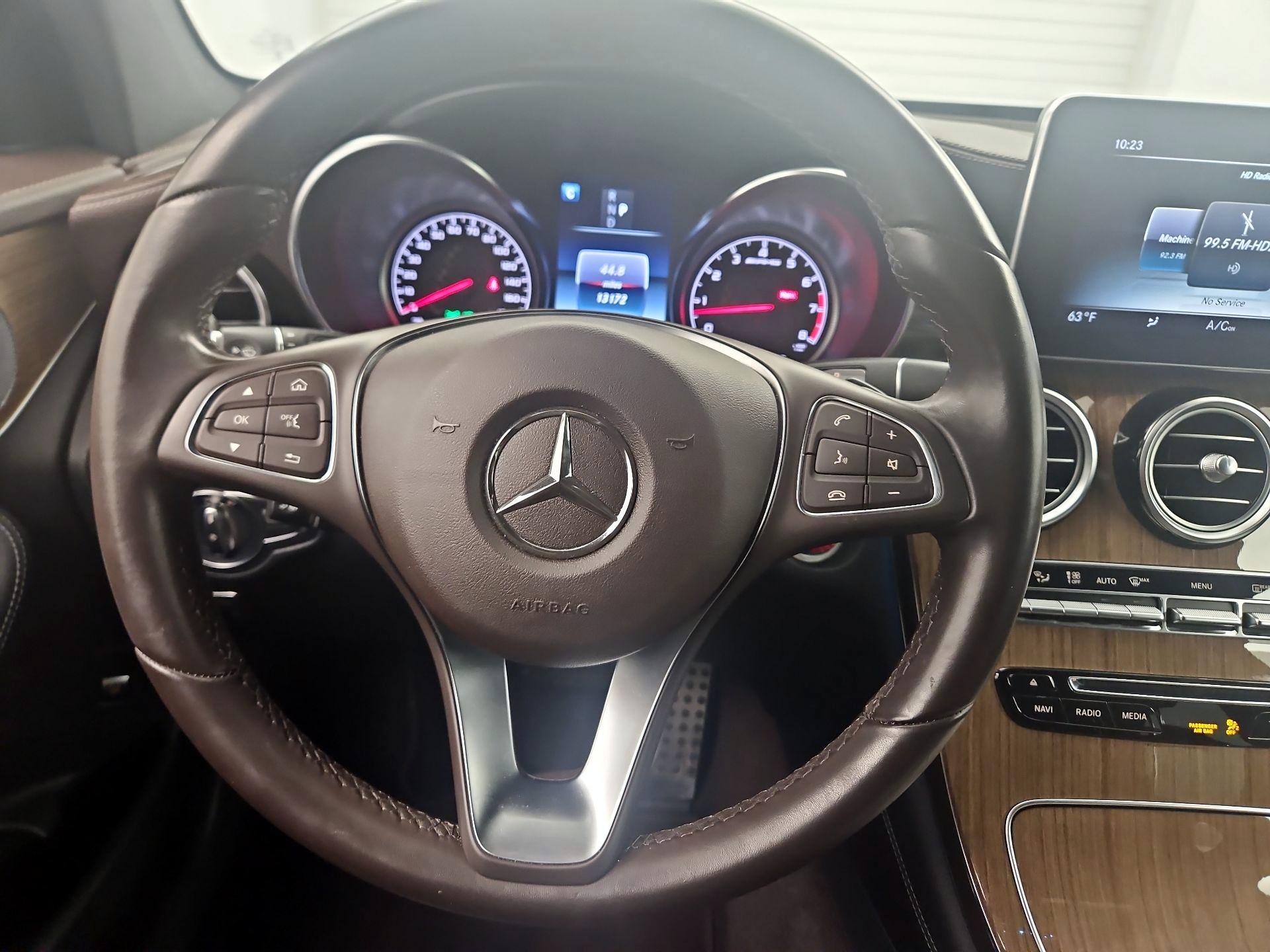 Thumbnail: 2017 Mercedes-Benz GLC - 10