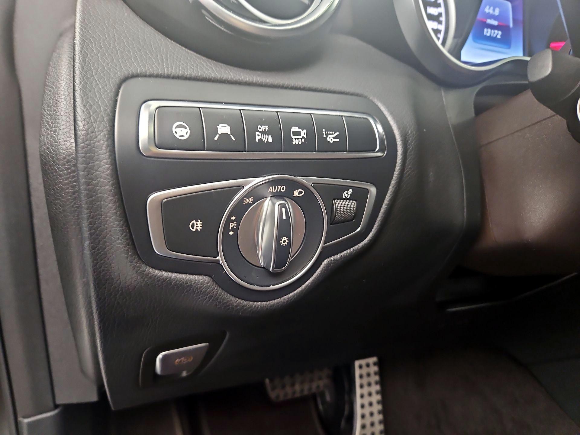 Thumbnail: 2017 Mercedes-Benz GLC - 13