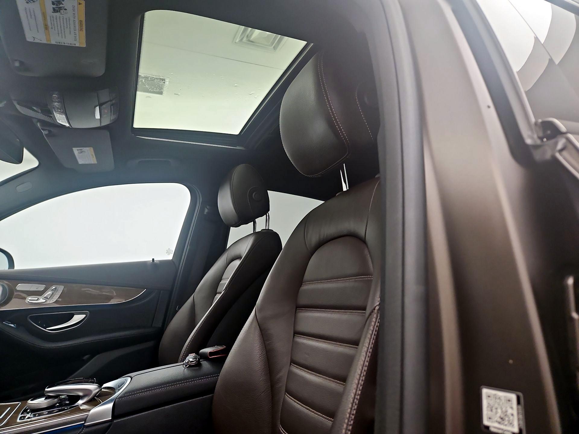 Thumbnail: 2017 Mercedes-Benz GLC - 18