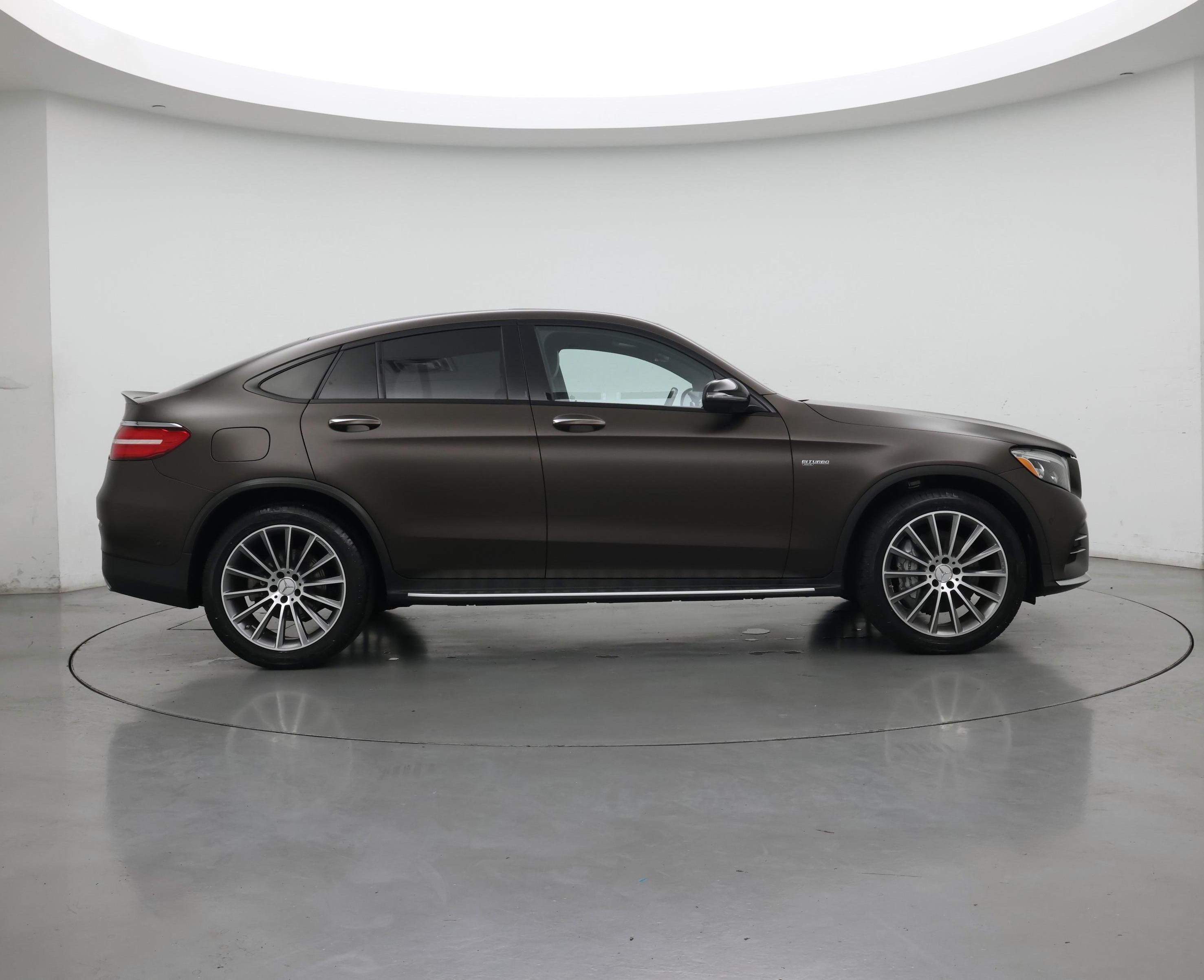 Thumbnail: 2017 Mercedes-Benz GLC - 7