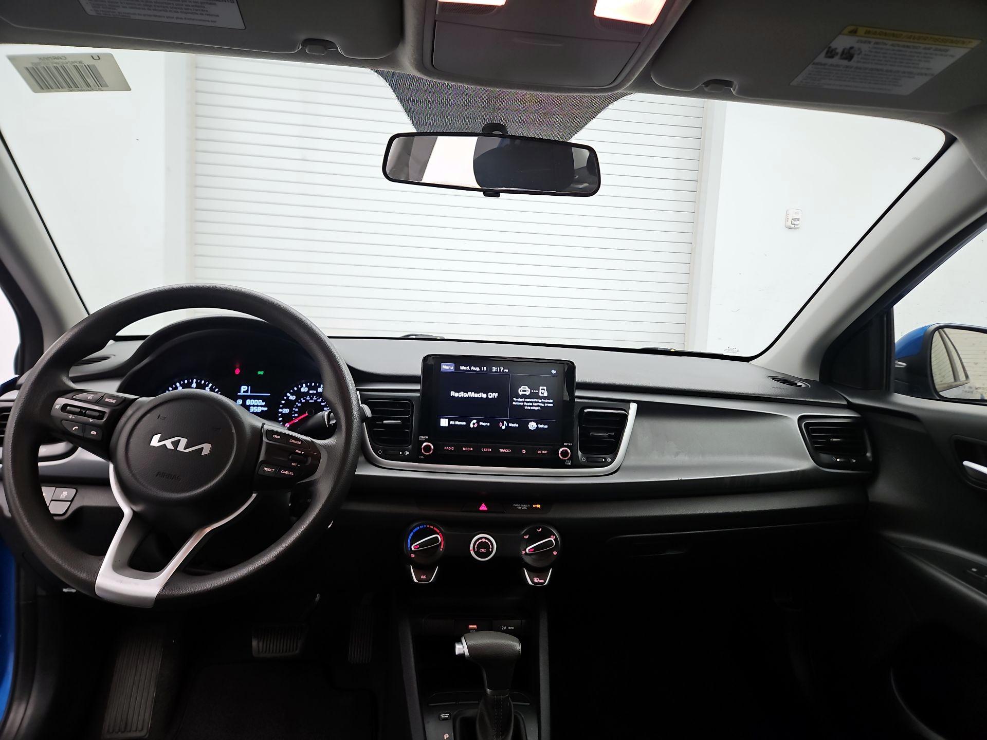Thumbnail: 2023 Kia Rio - 9