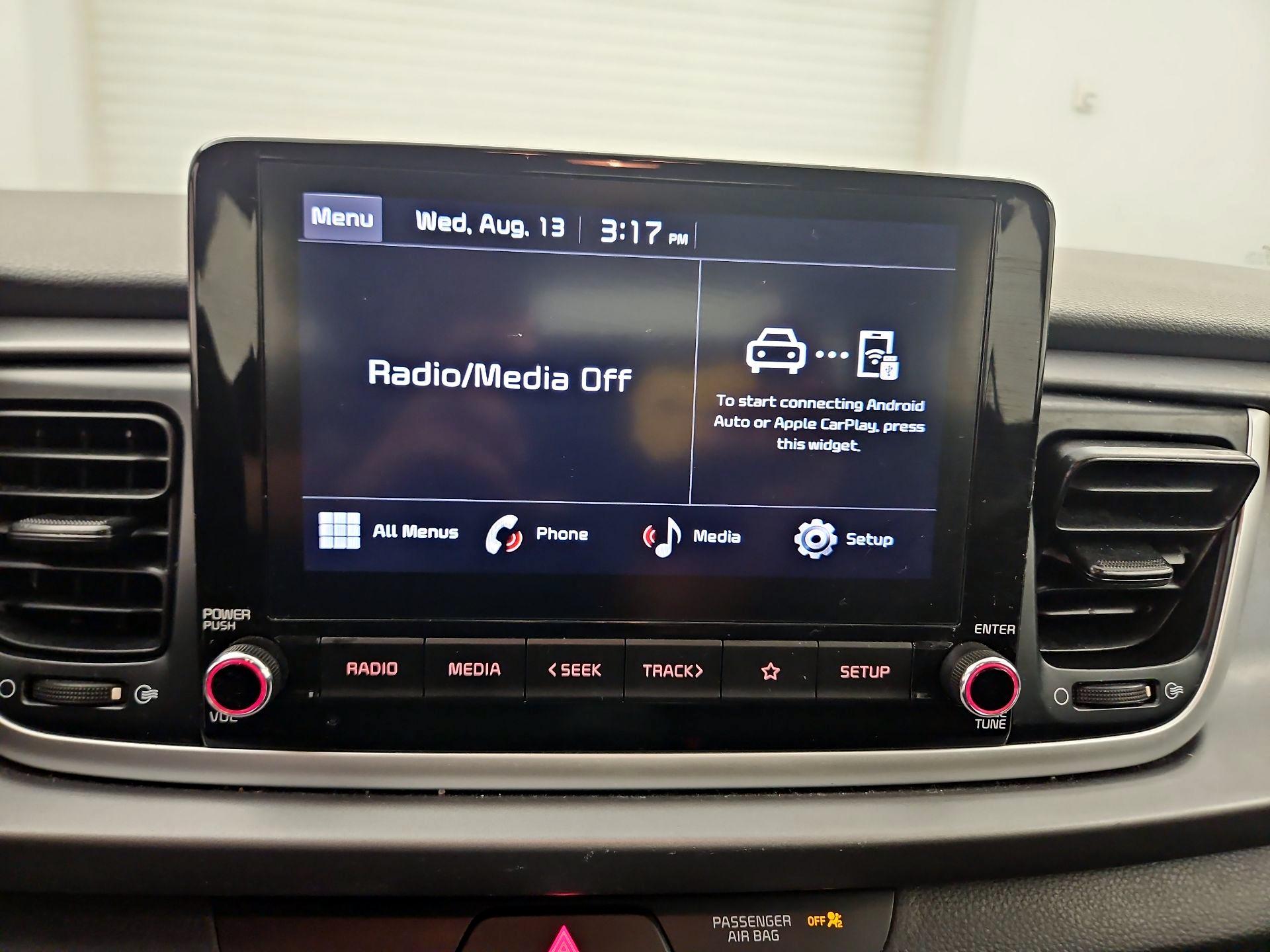 Thumbnail: 2023 Kia Rio - 14