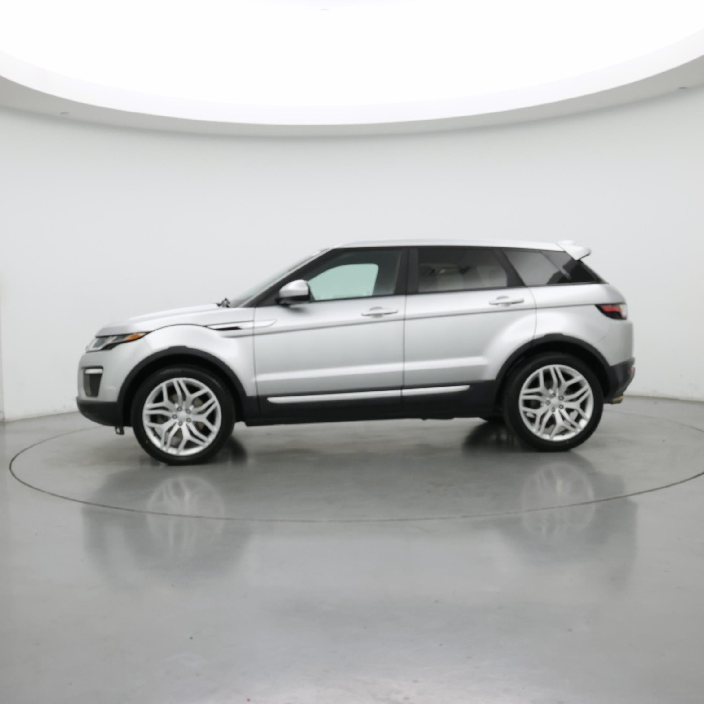 Thumbnail: 2016 Land Rover Range Rover Evoque - 3