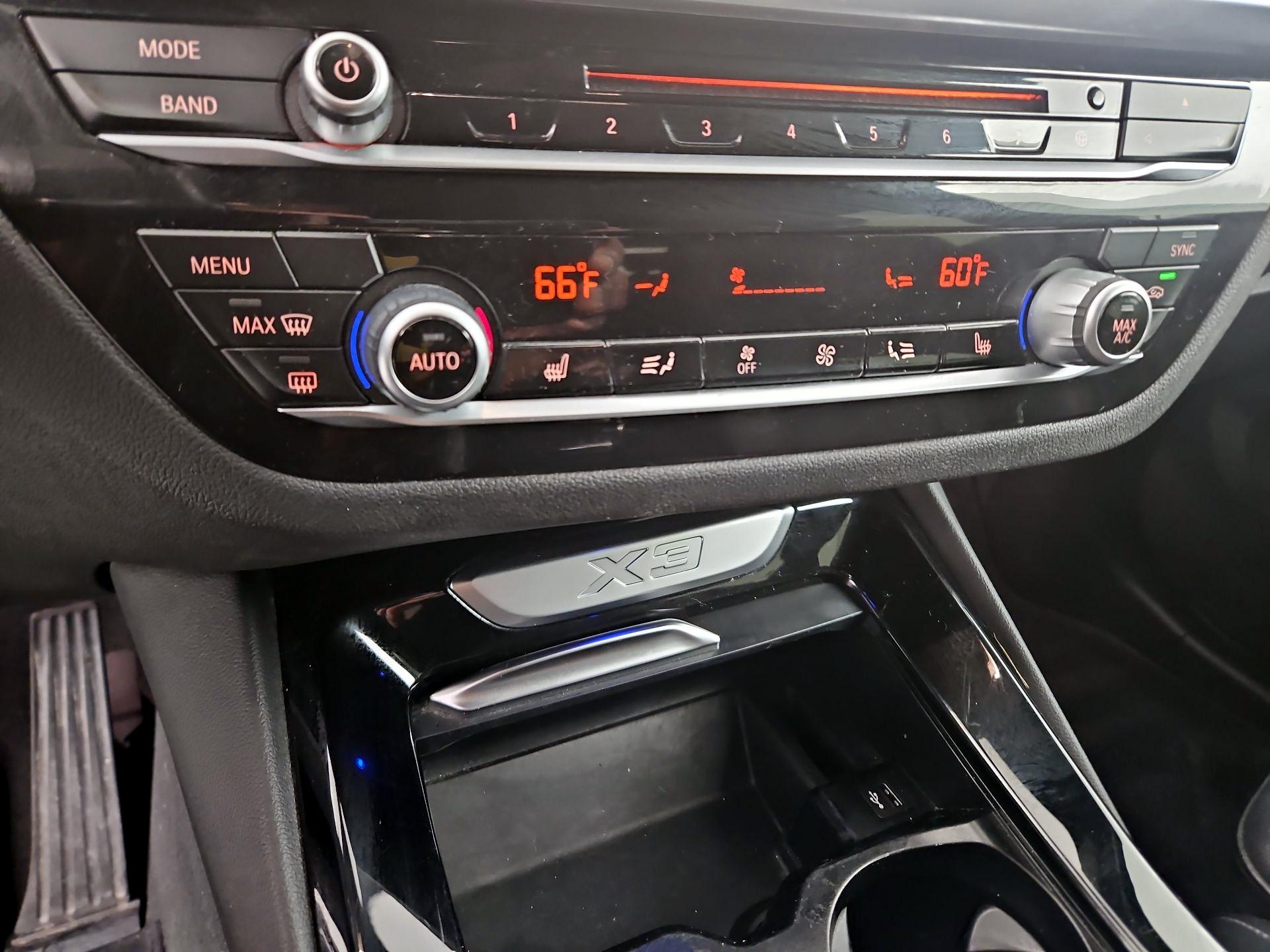 Thumbnail: 2019 BMW X3 - 15