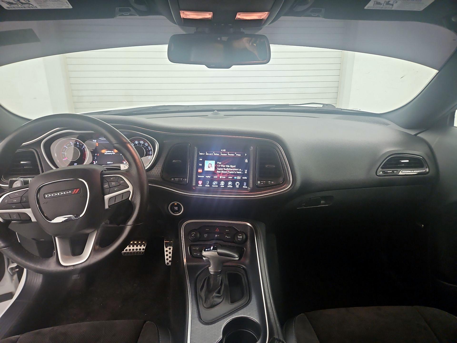 Thumbnail: 2015 Dodge Challenger - 9