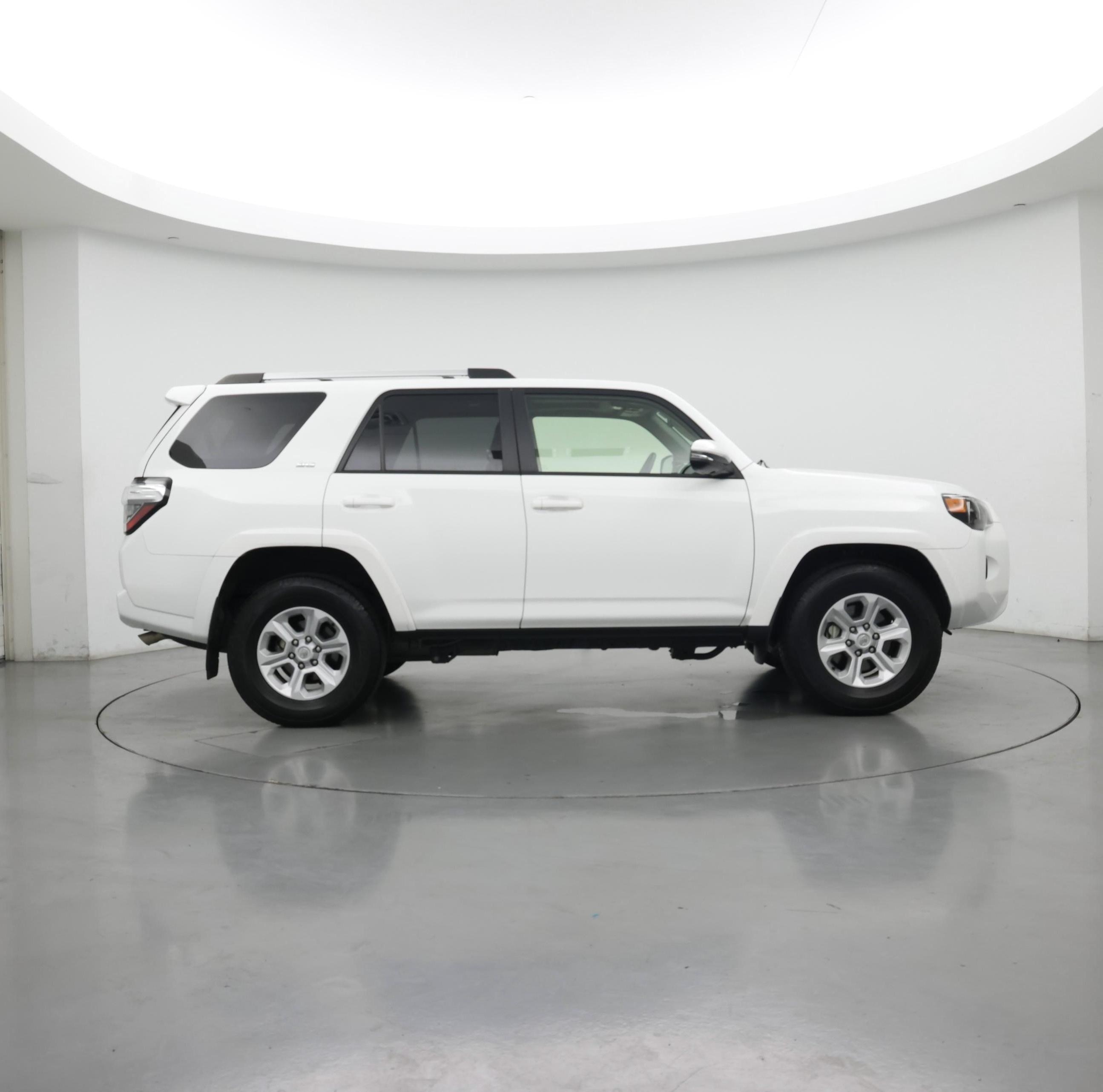 Thumbnail: 2023 Toyota 4Runner - 7