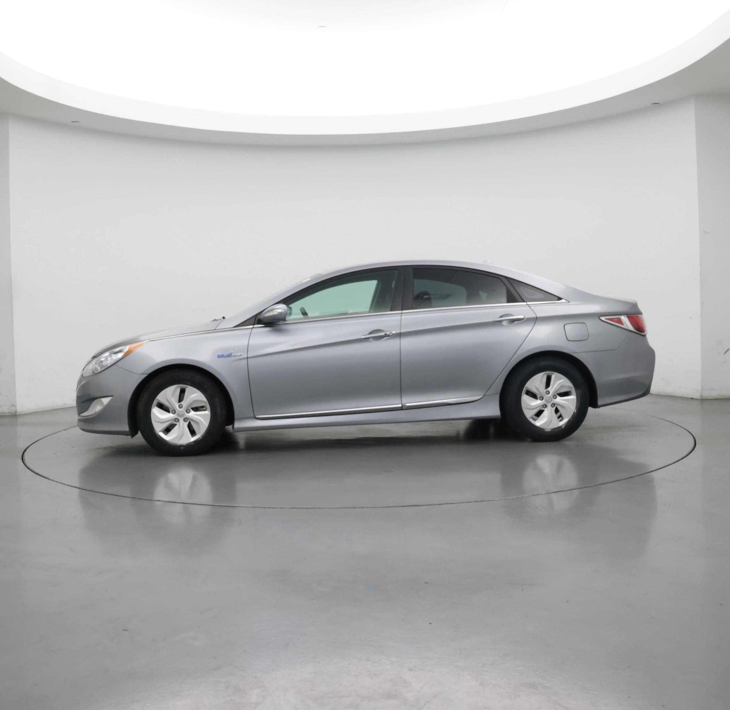 Thumbnail: 2015 Hyundai Sonata - 3