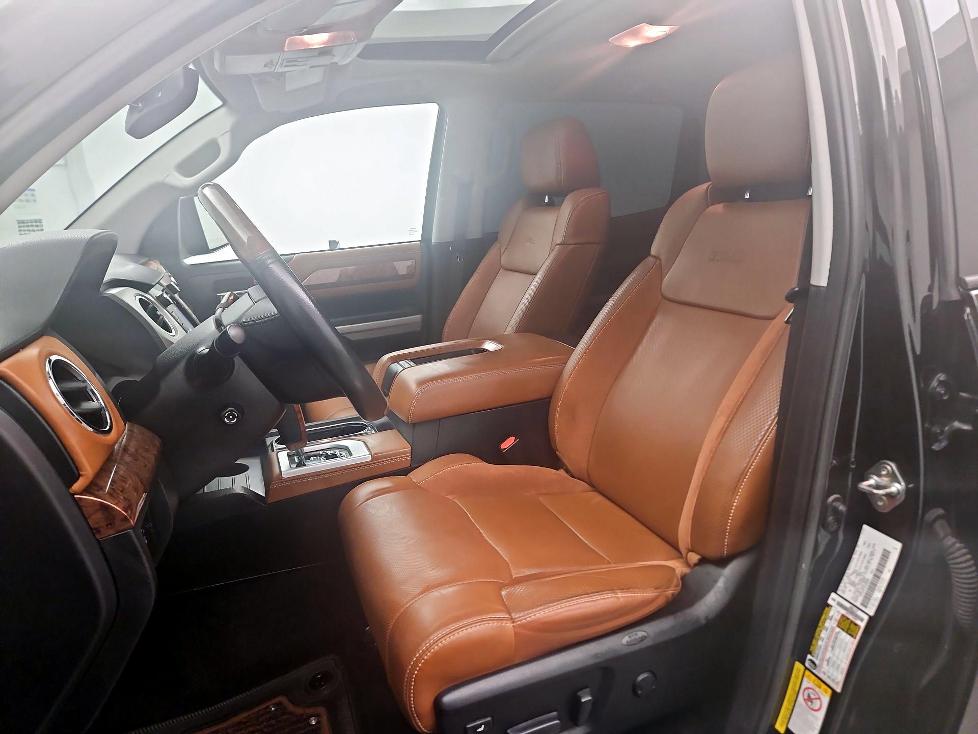 Thumbnail: 2019 Toyota Tundra - 11