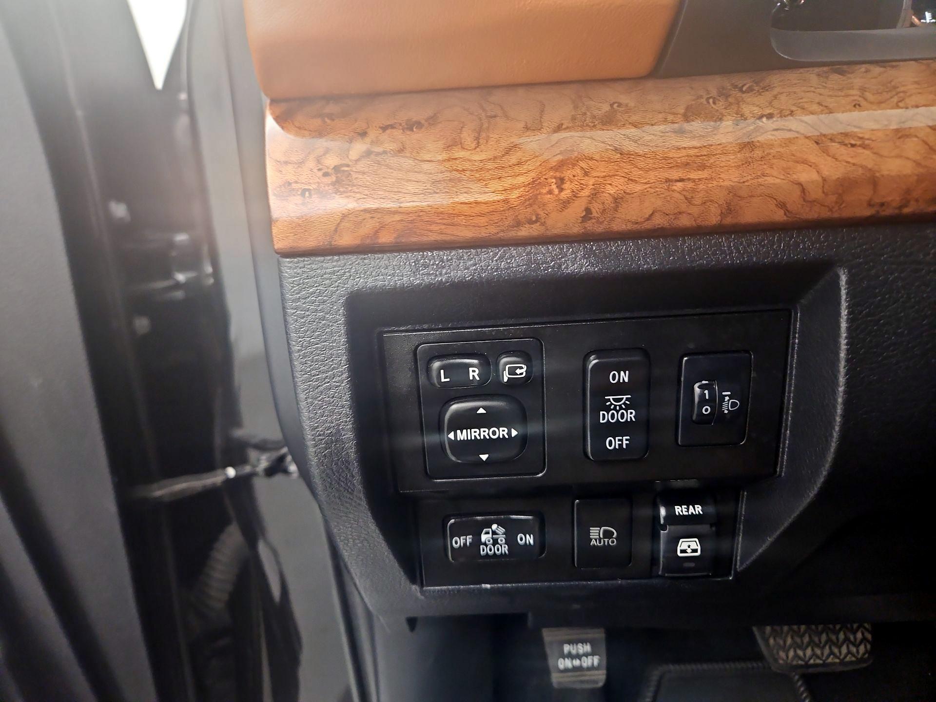 Thumbnail: 2019 Toyota Tundra - 13