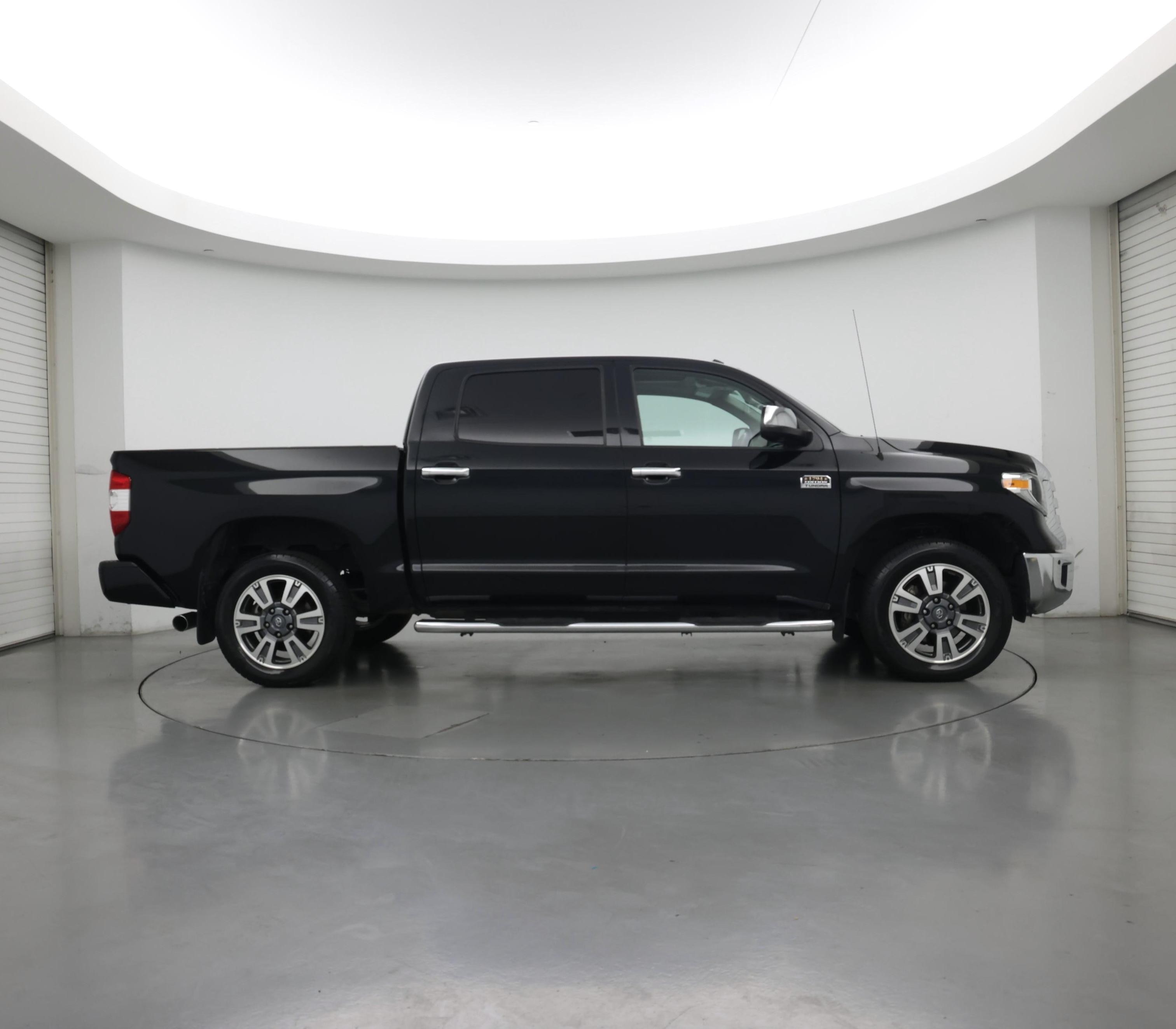 Thumbnail: 2019 Toyota Tundra - 7