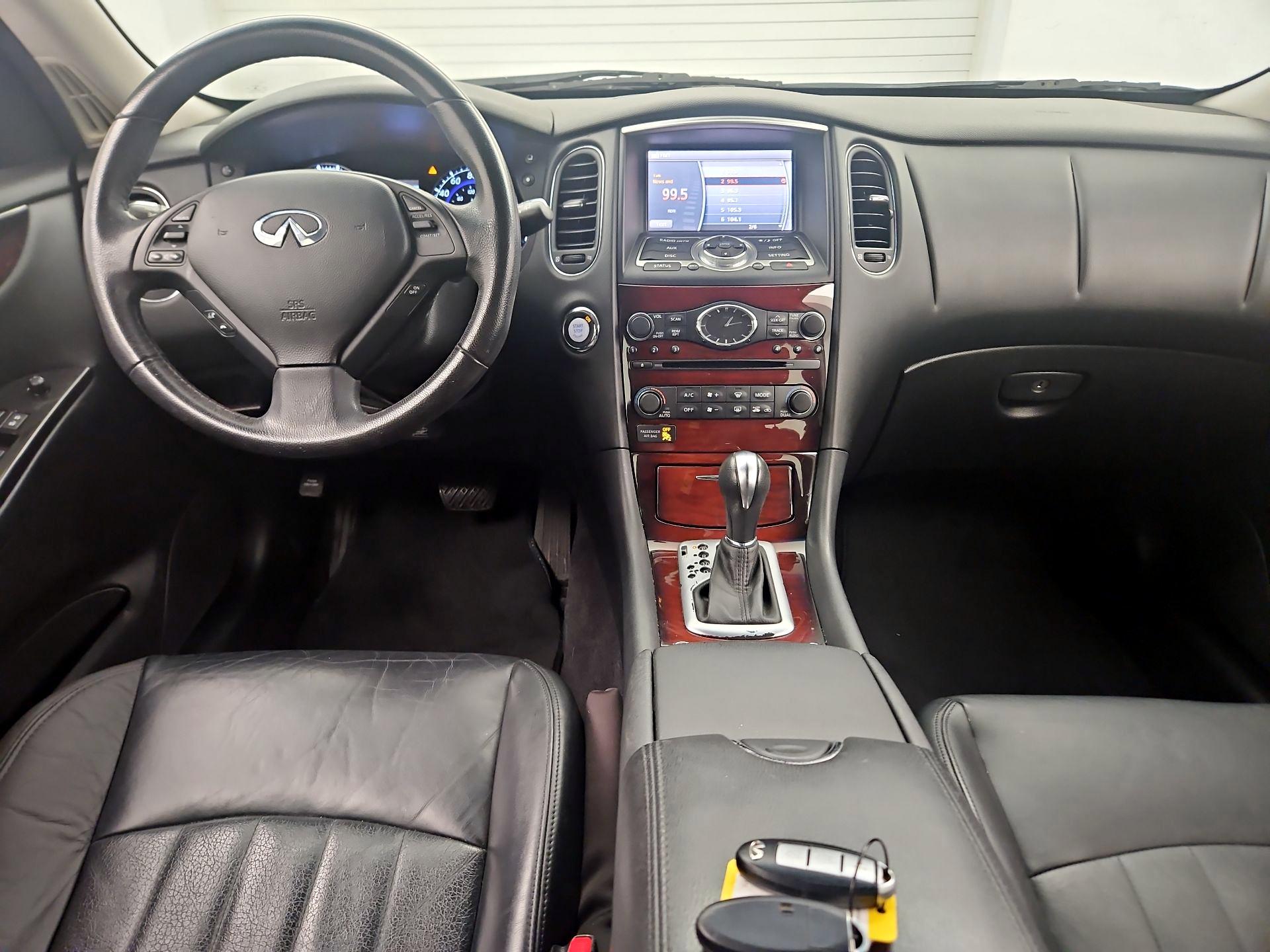 Thumbnail: 2017 INFINITI QX50 - 9