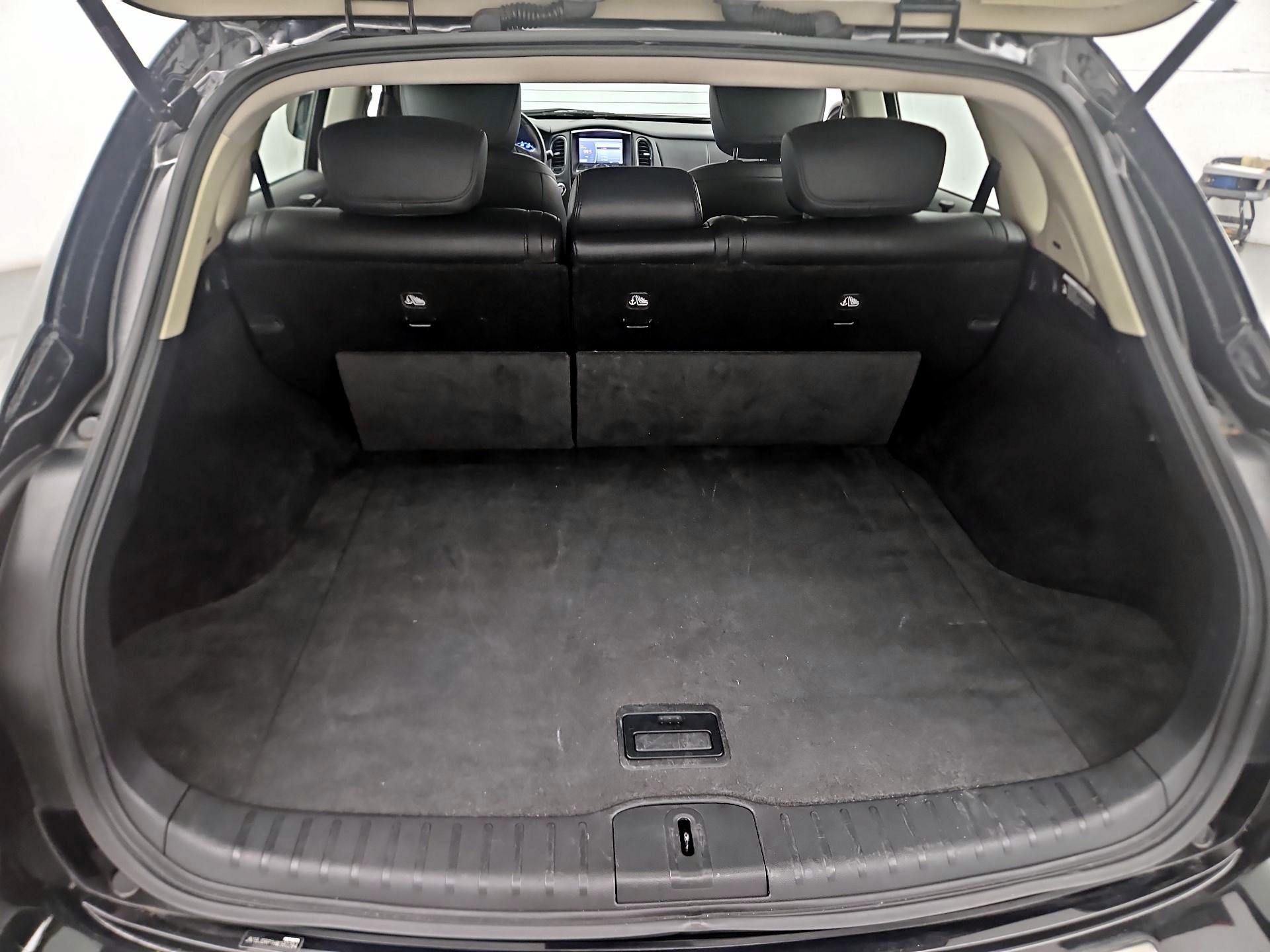 Thumbnail: 2017 INFINITI QX50 - 18