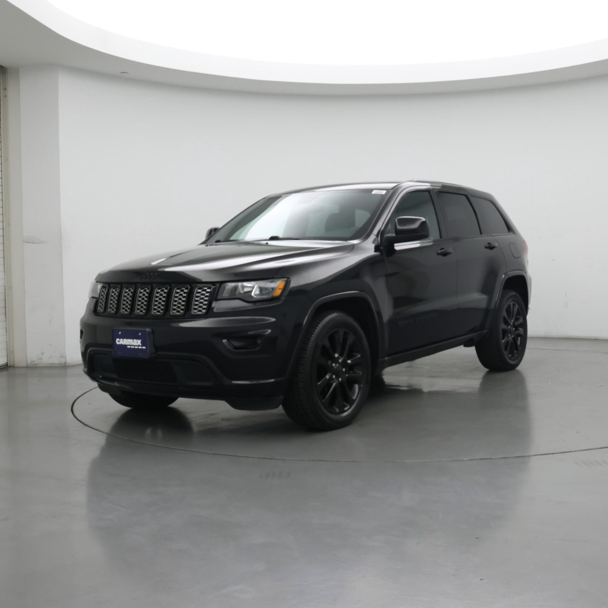 Thumbnail: 2017 Jeep Grand Cherokee - 4